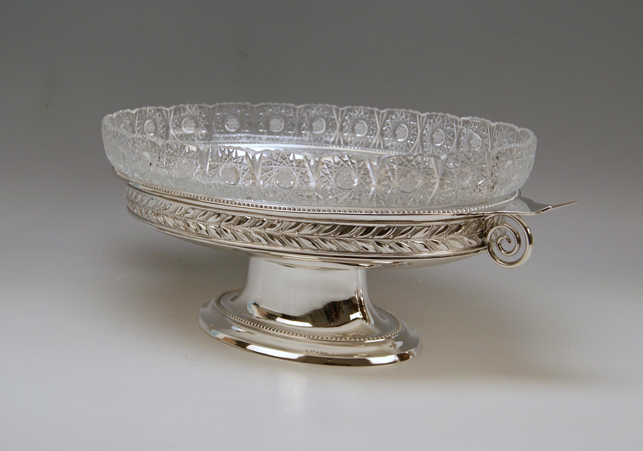 Early 20th Century Silver 800 Art Nouveau Flower Bowl Original Glass Liner Germany, circa 1900-1905