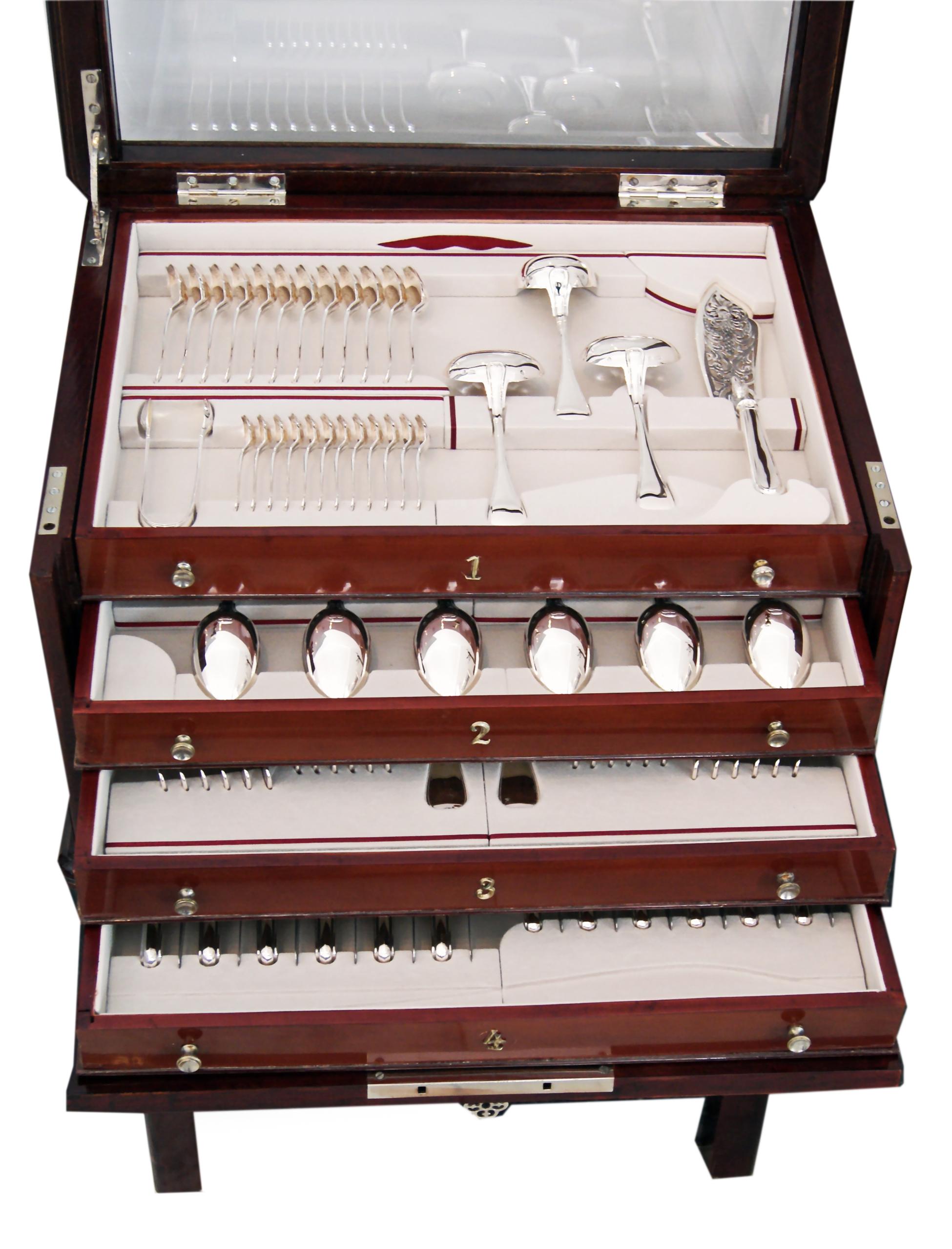 SILVER 800 FLATWARE (CUTLERY SET) FOR 12 PERSONS, made by JOSEF CARL KLINKOSCH / Vienna, Austria, circa 1900.

Austrian finest cutlery set / flatware / dinnerware of best manufacturing quality, consisting of 91 pieces. 
Silver 800. Decoration: