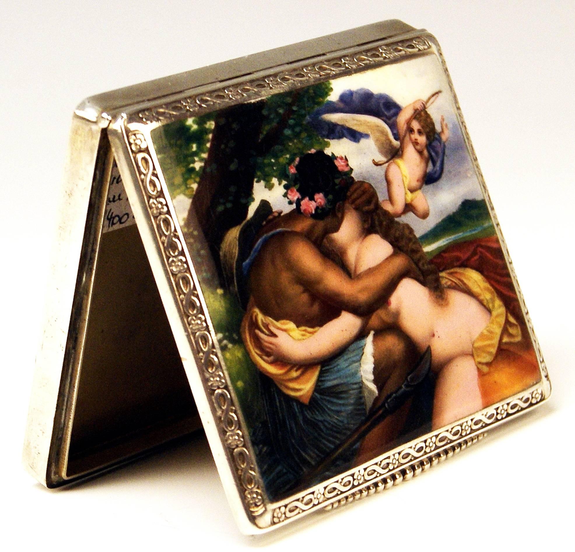 Silver 800 Erotica Cigarette Case Enamel Painting Loving Couple, circa 1890 In Good Condition In Vienna, AT