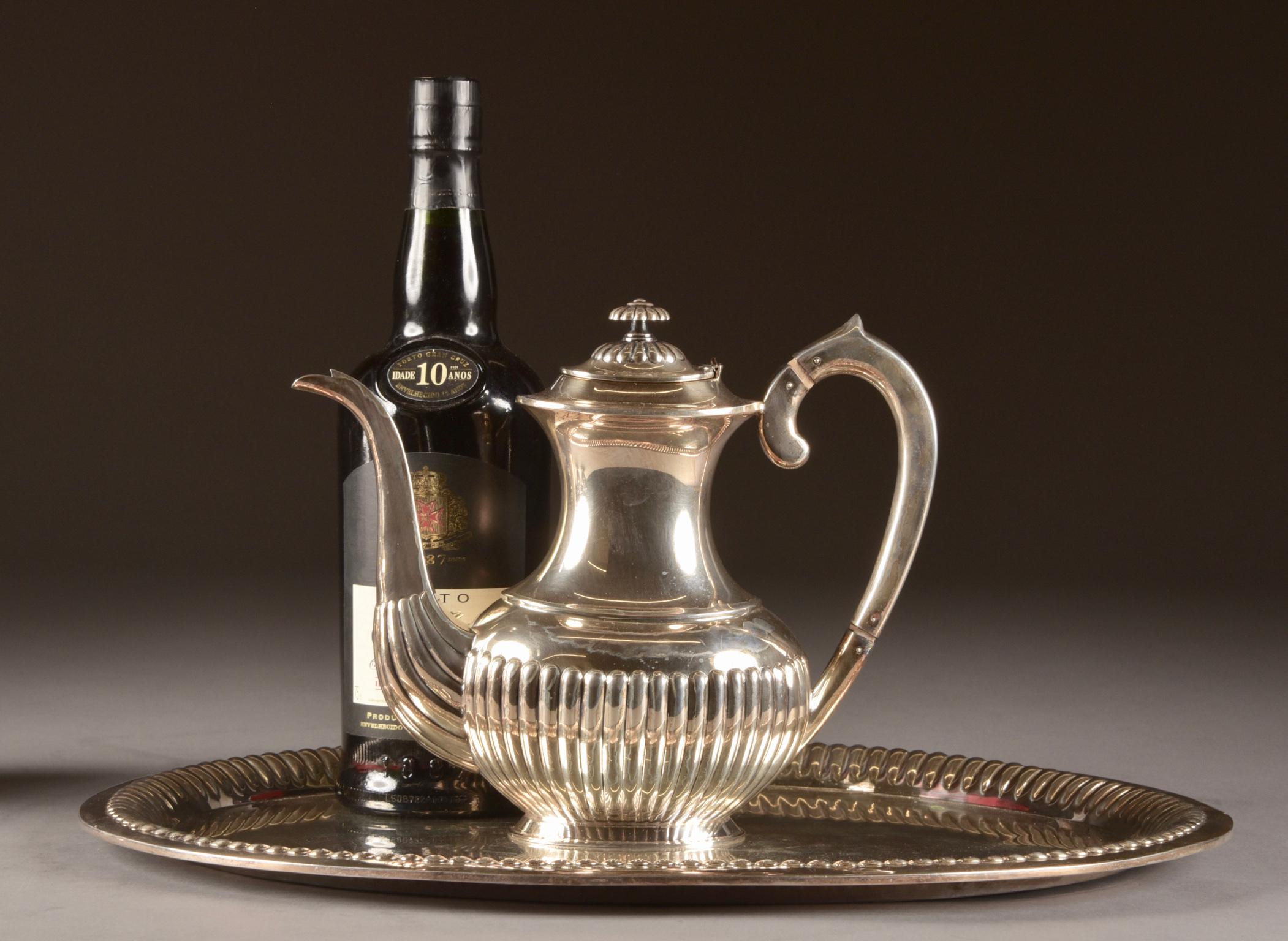Silver '835/1000' Coffee and Tea Service Set, 5 Pieces, Netherlands, circa 2000 2