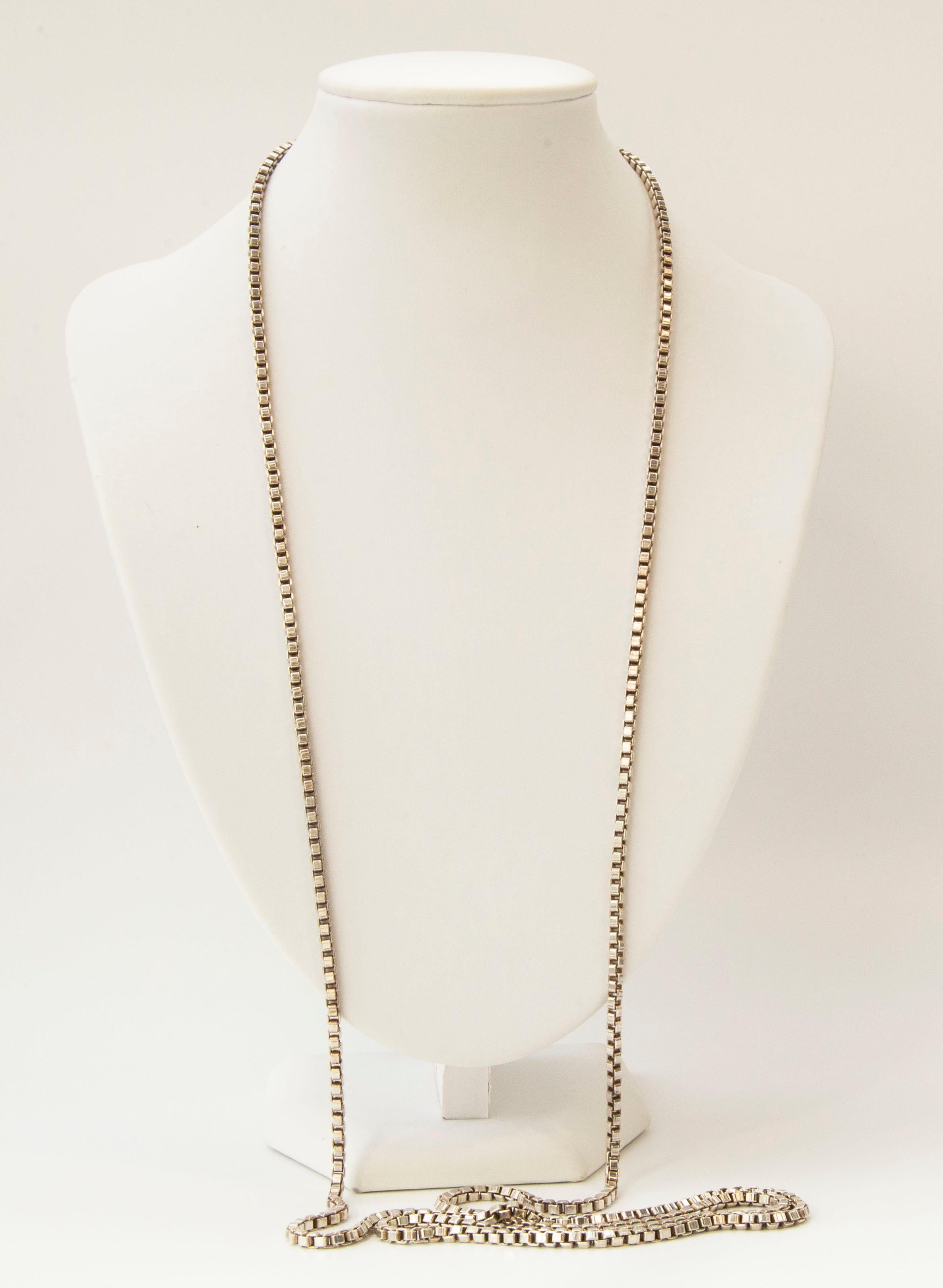 Moderno Collana a catena a scatola veneziana in argento 835, extra lunga e grossa in vendita