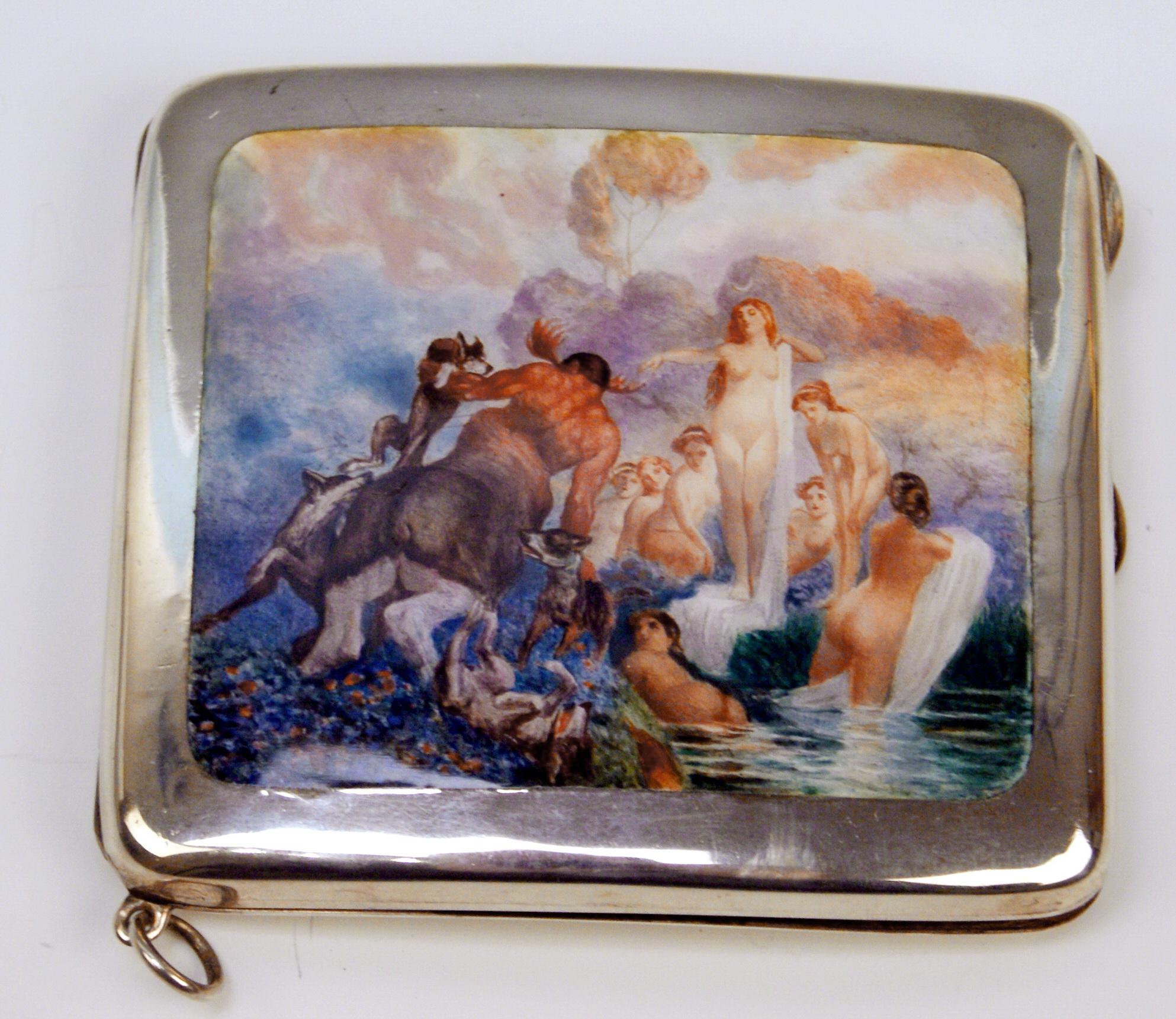 Stunning silver 925 cigarette box / case with enamel painting covering lid:
View of bathing lady nudes surrounding goddess luna: they are looking towards a centaur who is going to save the female nudes from wild pack of hounds or wolves.

The lid is