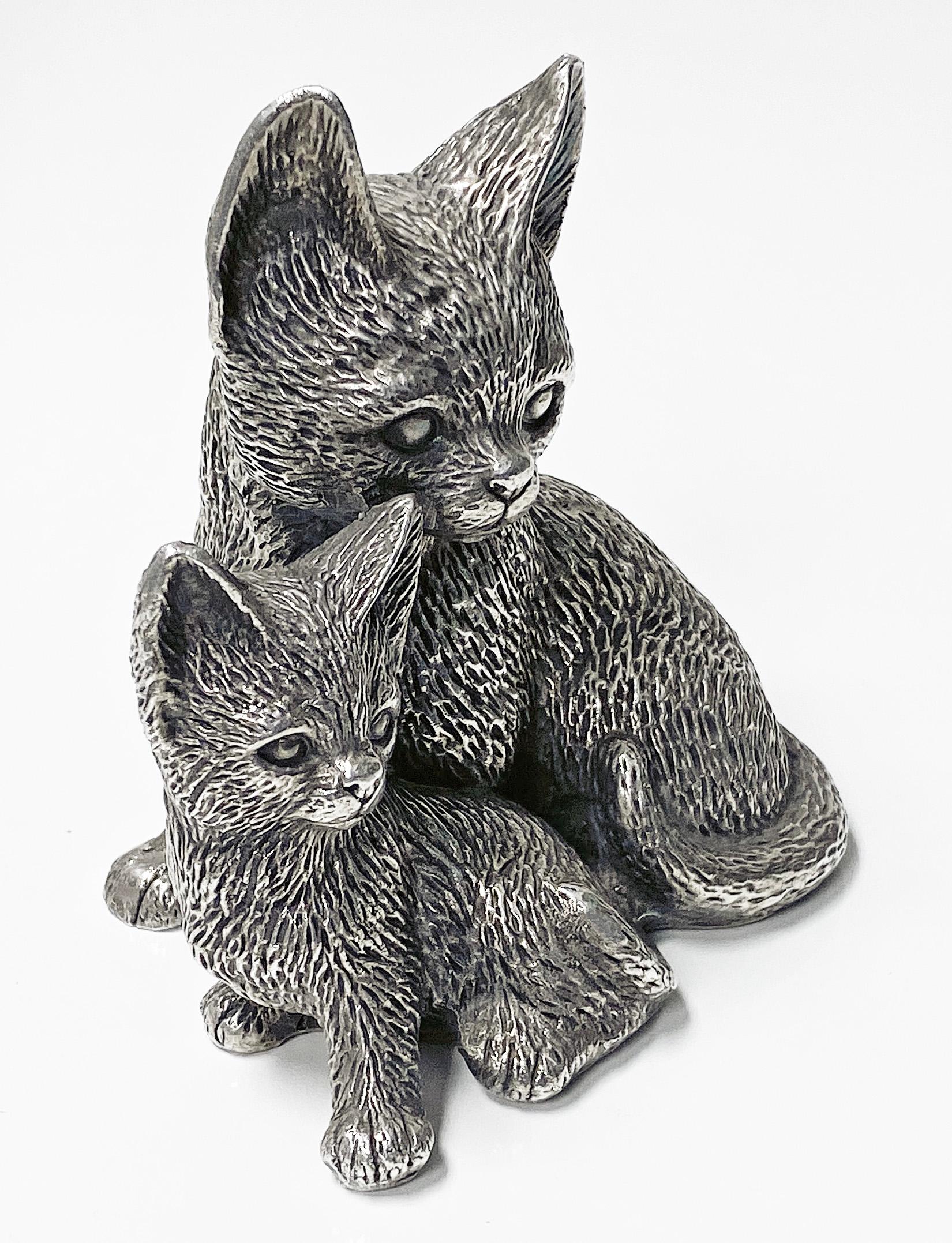 Silver 925 Seated Cat and Kitten Sculpture, 1960’s In Good Condition In Toronto, Ontario