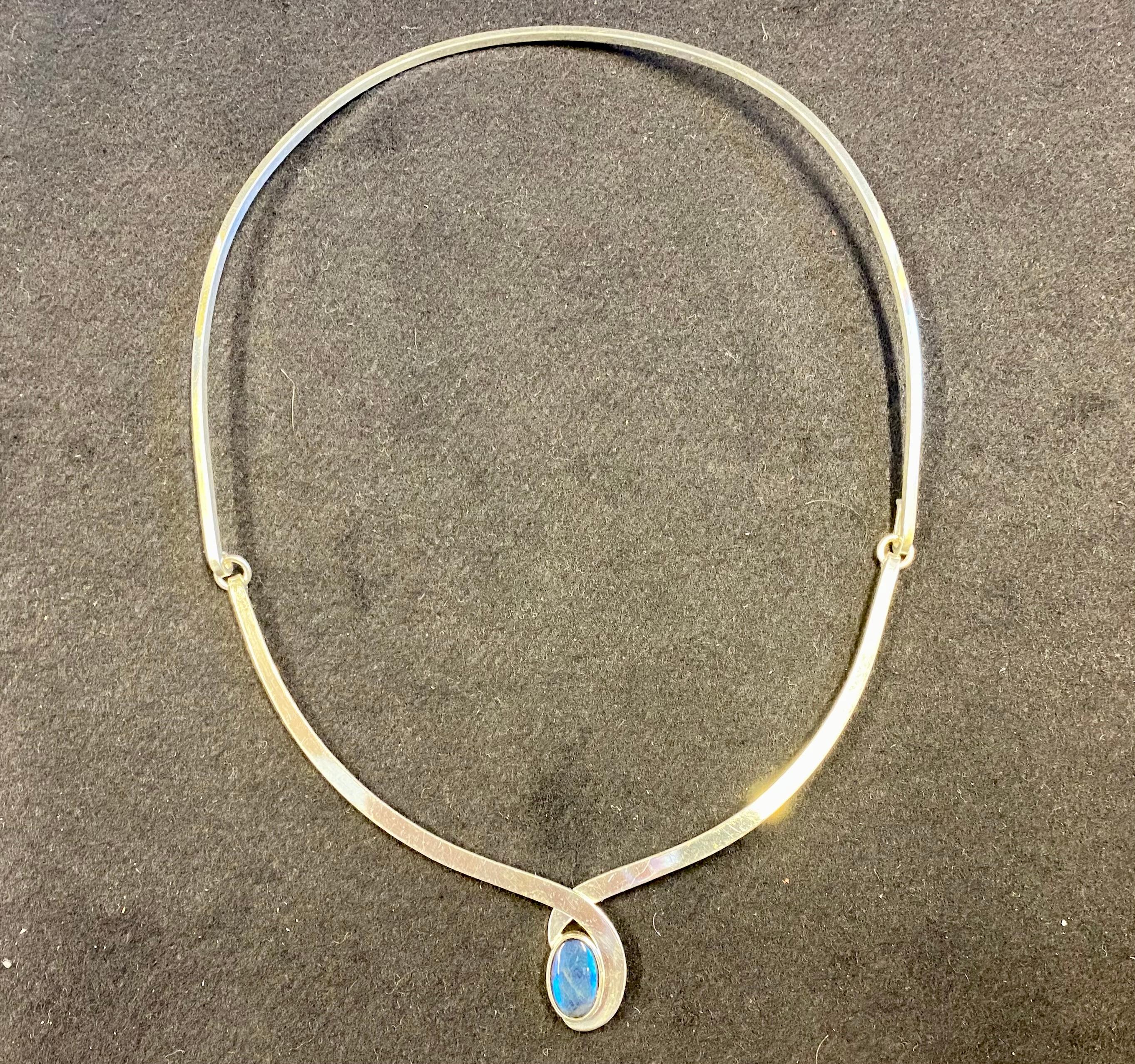 Modernist Silver 925 Spectrolite Finland Kaunis Koru Necklace For Sale
