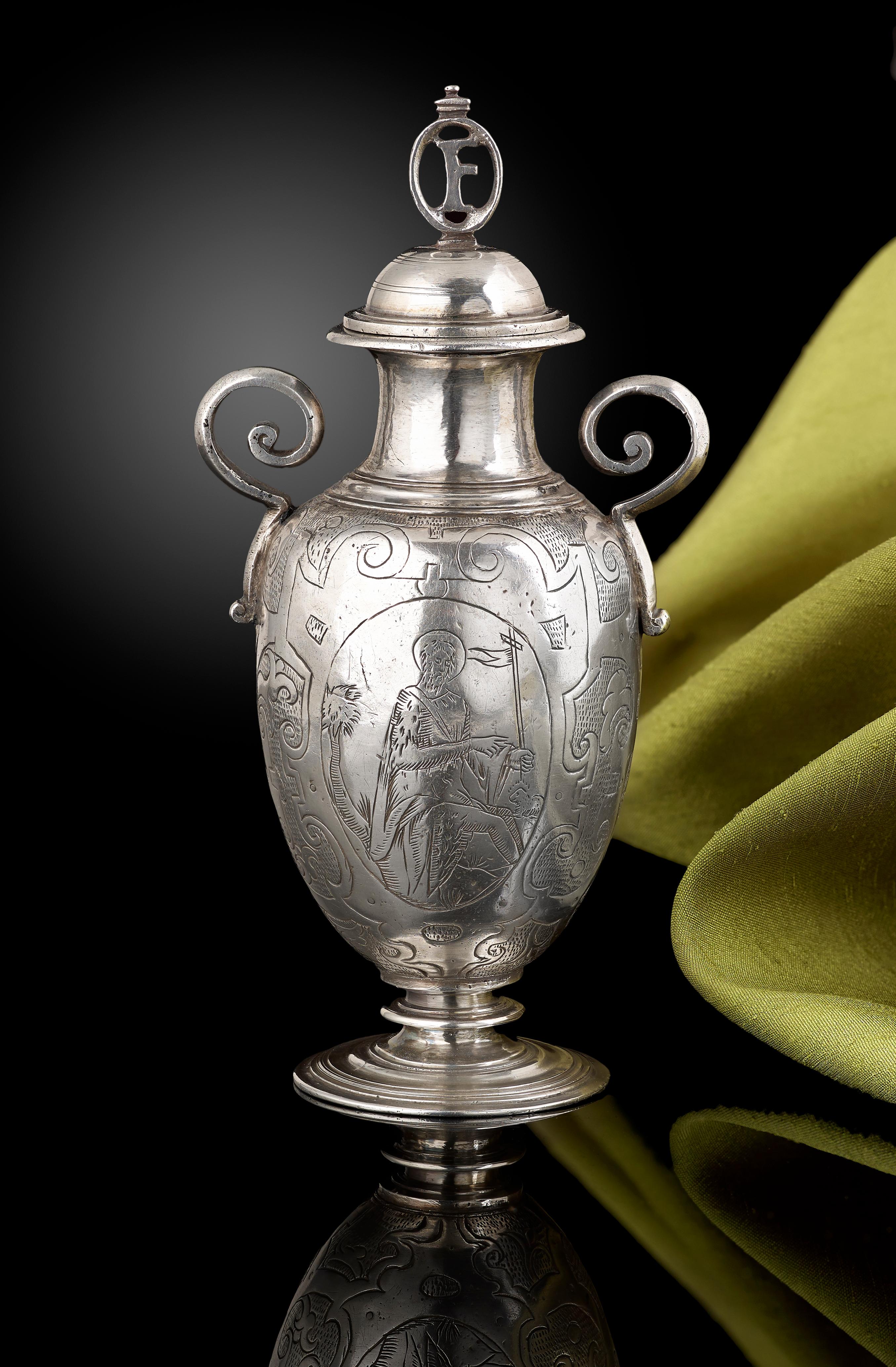 Early 17th Century Silver Altar Bottle for Holy Oil, Spanish, circa 1620 For Sale