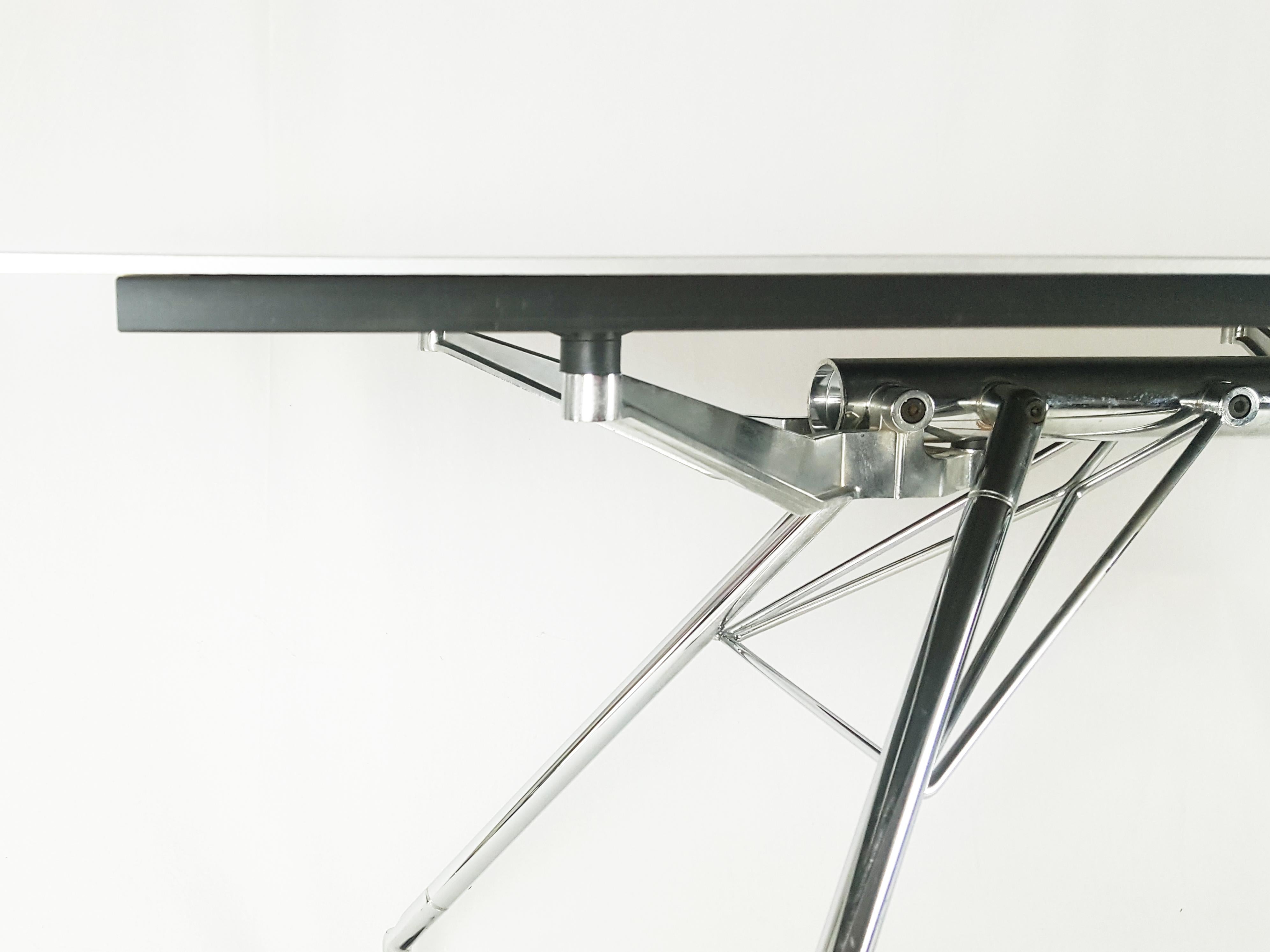 Italian Silver Aluminum and Chromed Metal 1990s Nomos Table by Norman Foster for Tecno