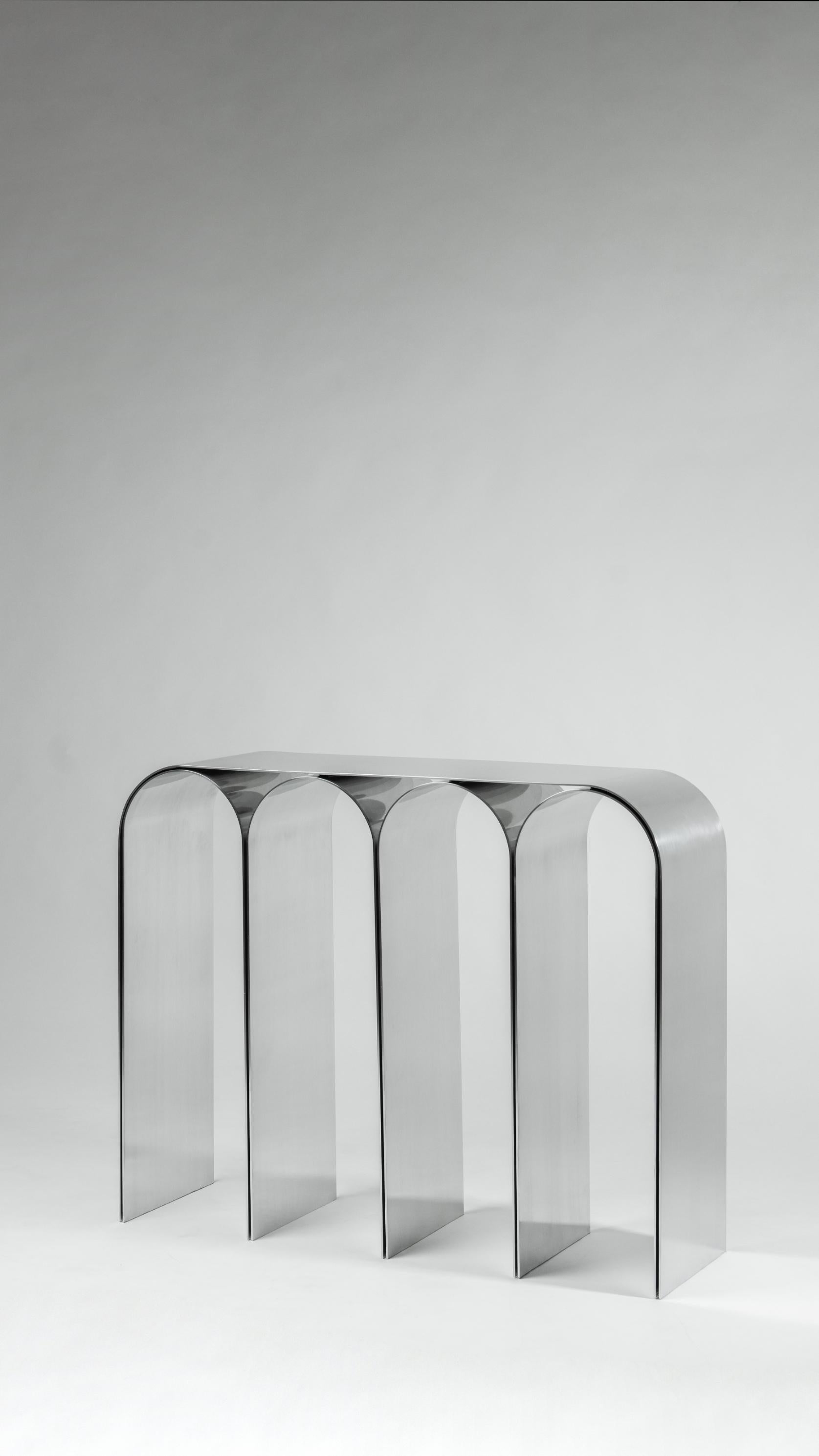 Console en aluminium argenté de Pietro Franceschini en vente 4