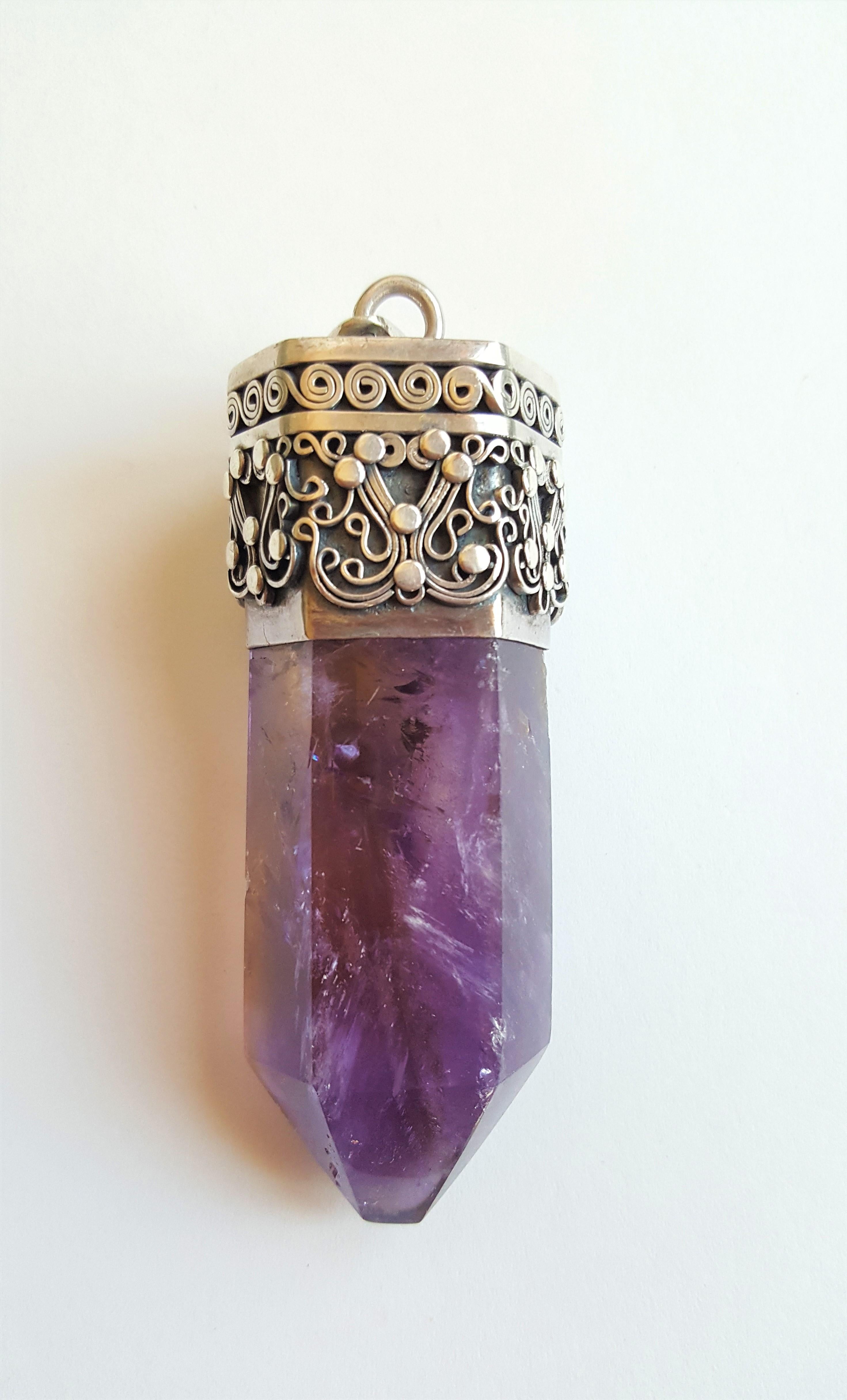 Silver Amethyst Pendant, Rich Purple Intricate Hand Fabricated Design, XL Size In Good Condition For Sale In Rancho Santa Fe, CA