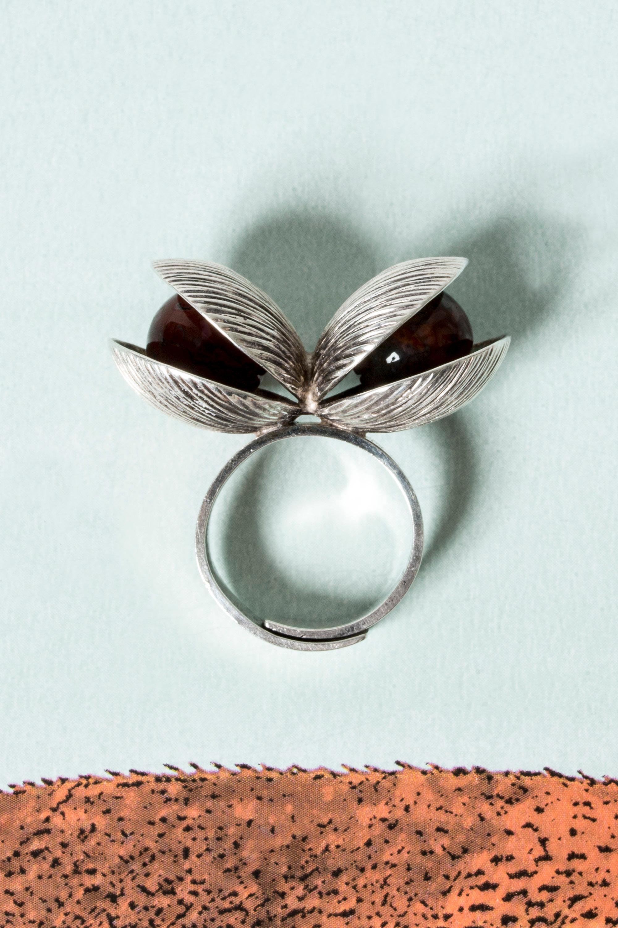 Silver and Agate Ring by Elis Kauppi, Finland, 1960s In Good Condition In Stockholm, SE