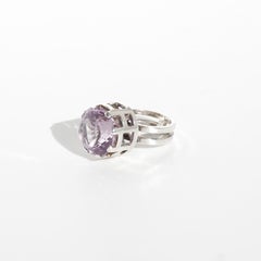 Bague en argent et améthyste par Rey Urban faite en 1972