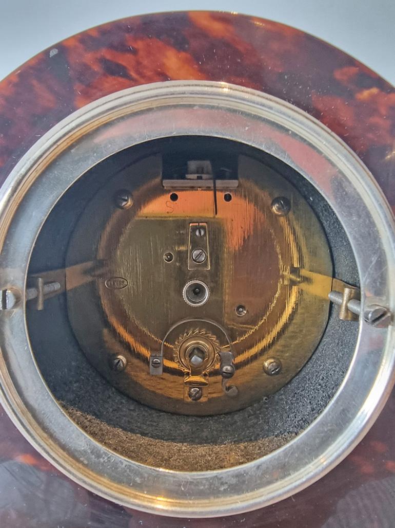 Silver and Blonde Tortoiseshell Mantle Clock lancet topped with silver stringing In Good Condition For Sale In London, GB