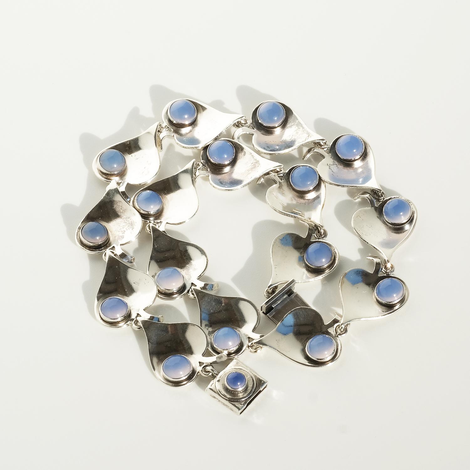 Women's Silver and Blue Chalcedony Necklace Made 1954 For Sale