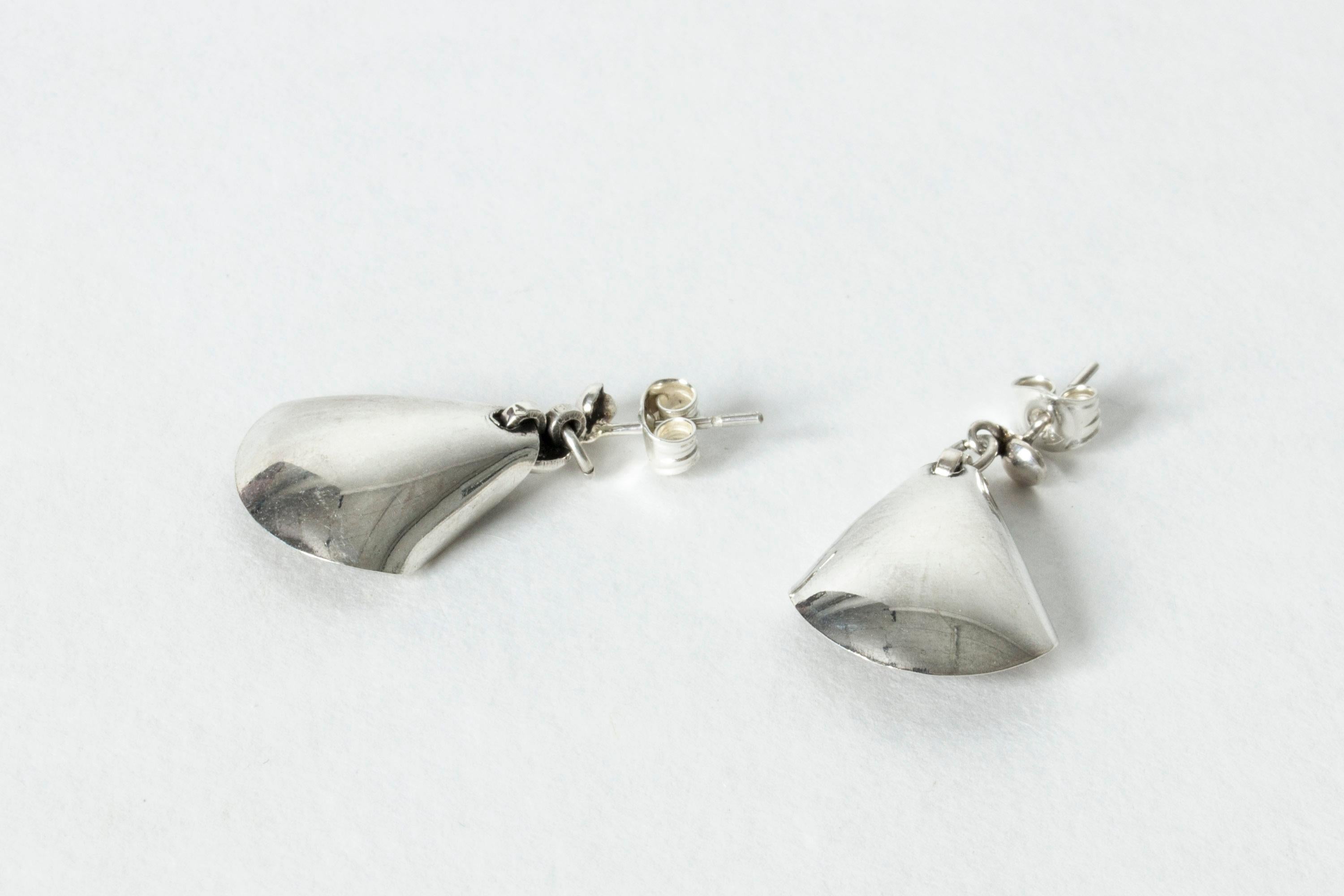 Vintage Scandinavian Modernist Silver and Chalcedony Earrings, Sweden, 1960s For Sale 1