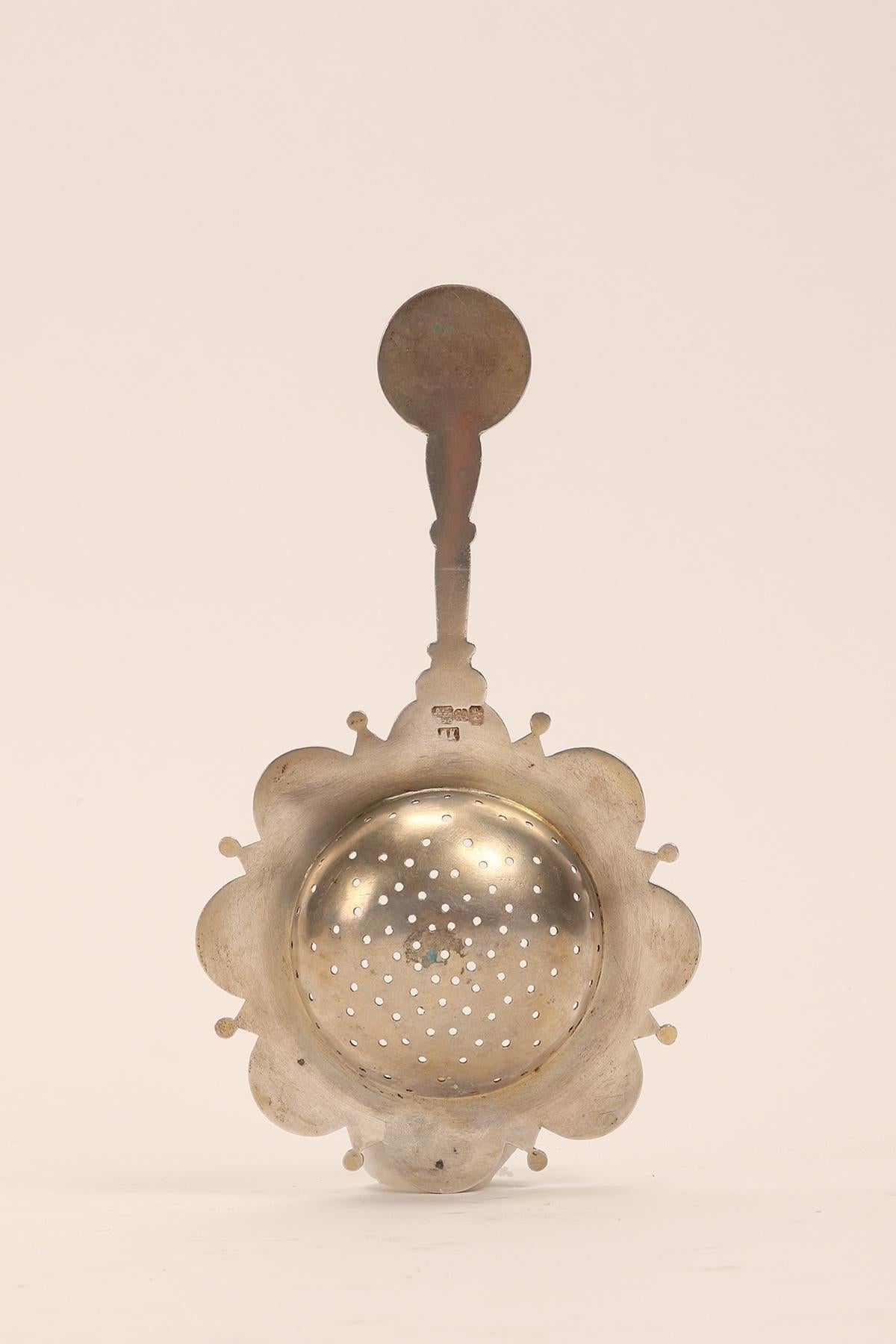 Silver and Enamels Tea Strainer, Moscow, 1896 For Sale 1