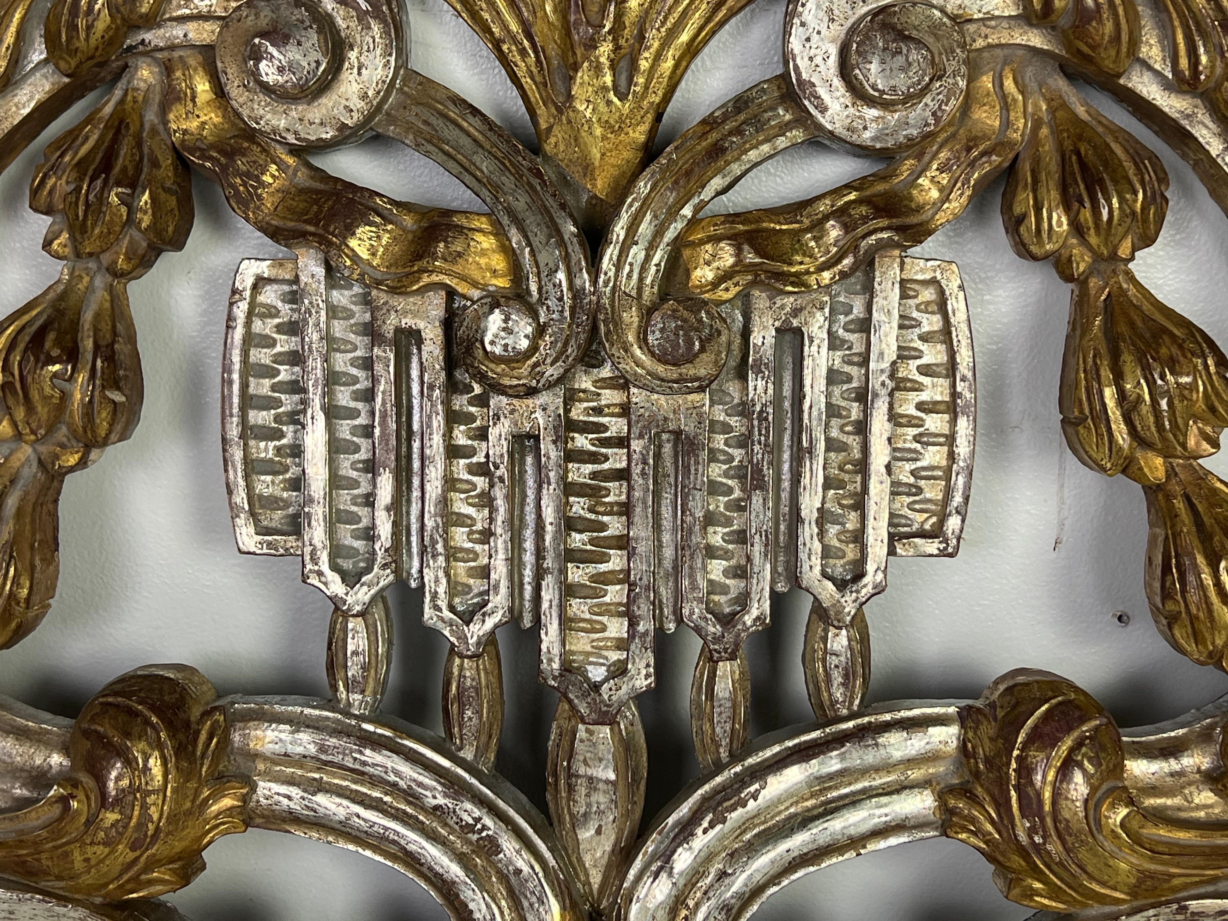Early 20th Century Silver and Gold Giltwood Carving w/ Scrolls and Acanthus Leaves C. 1900