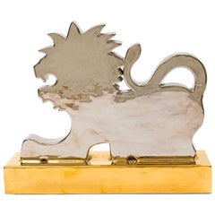 Ugo Zaccagnini Scultura di leone in ceramica d'argento e d'oro, rara