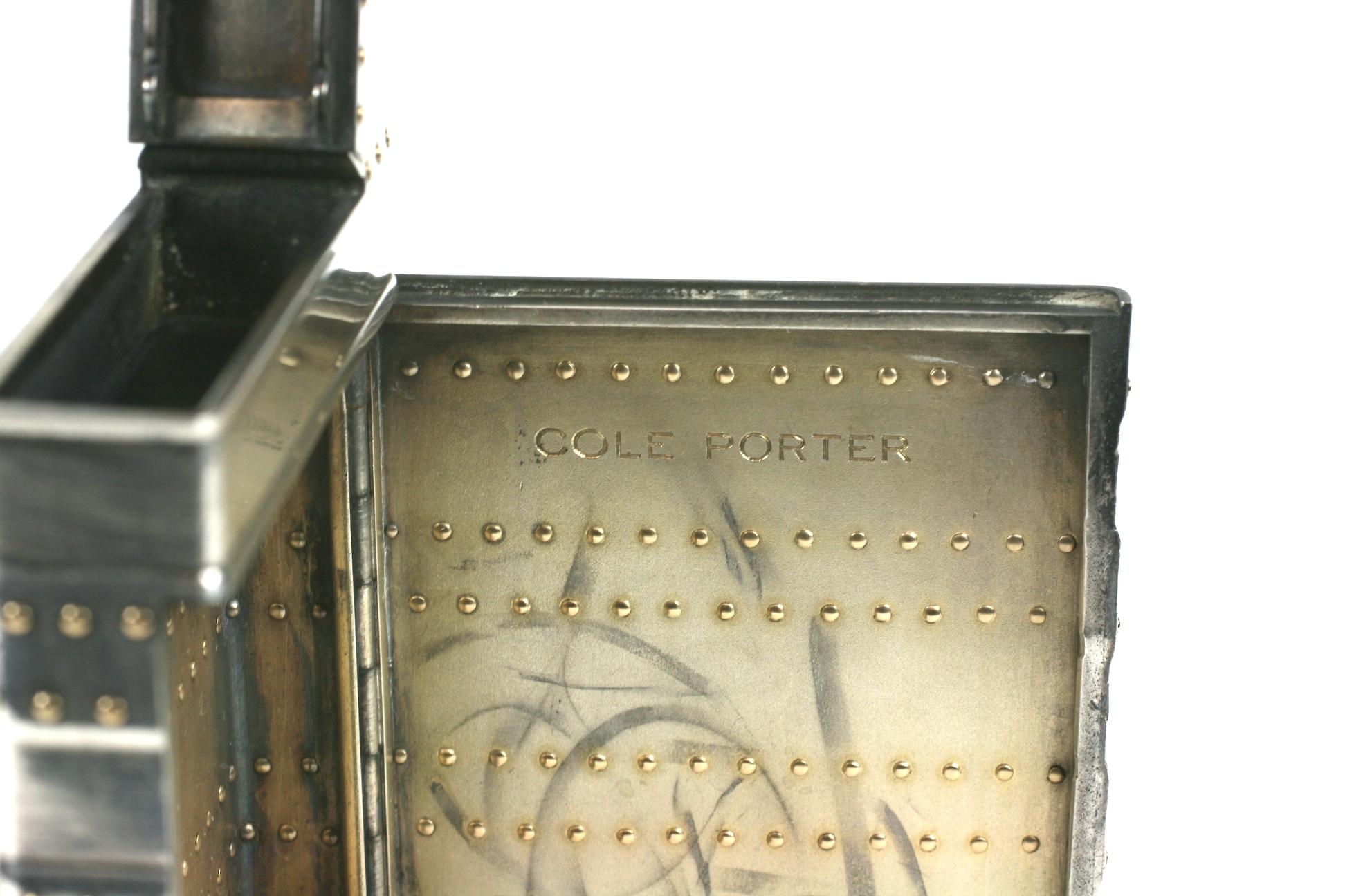 Silbernes und goldenes Dampfer-Truhengehäuse, Cartier für Cole Porter im Angebot 4