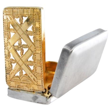Silver and gold vinaigrette box, smooth on the lid and from the Victorian period