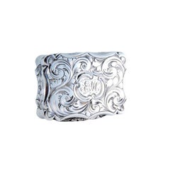 Silver and gold vinaigrette box with Victorian period engraving on both sides