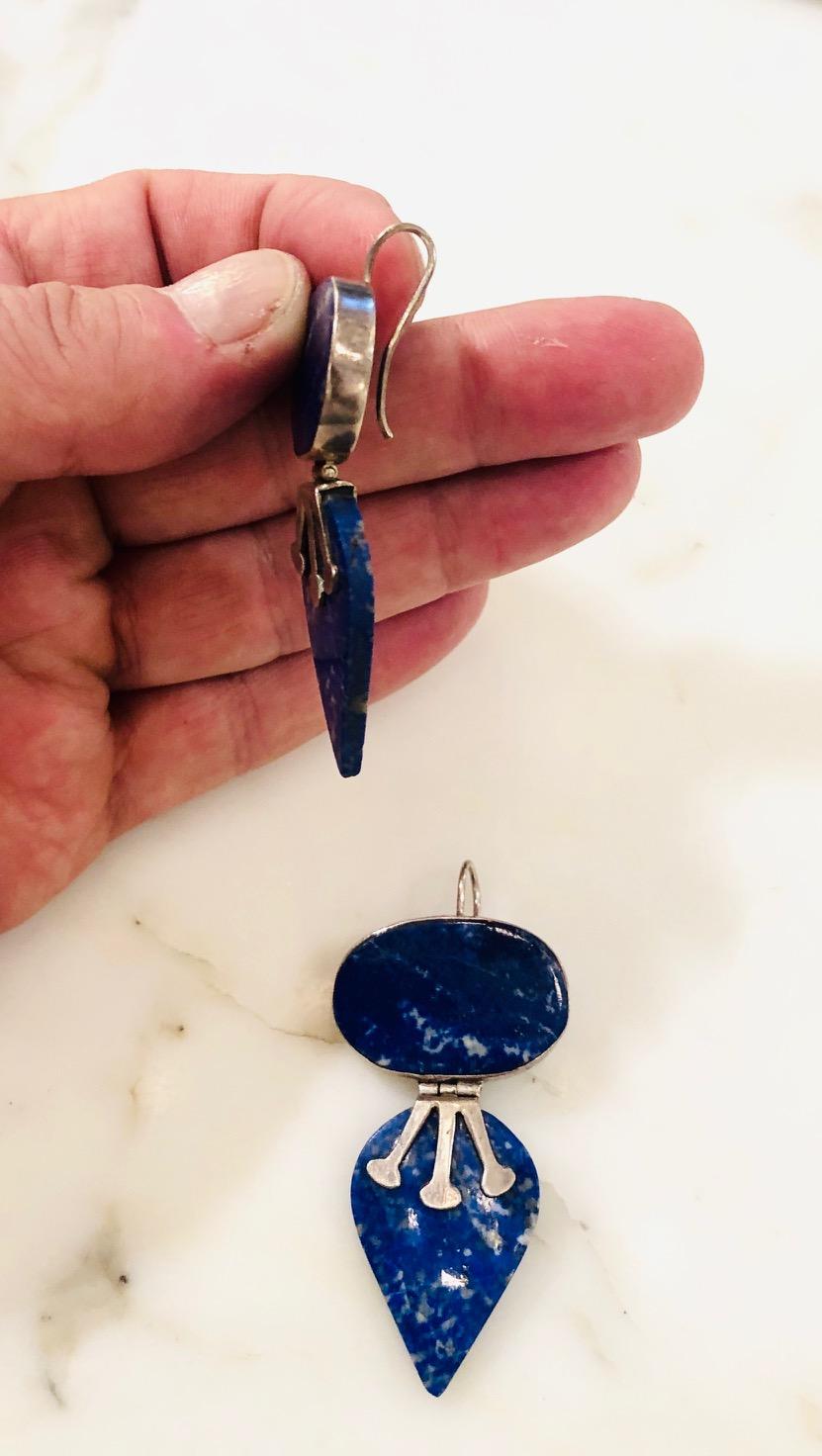 Moderniste Boucles d'oreilles argent et lapis-lazuli en vente