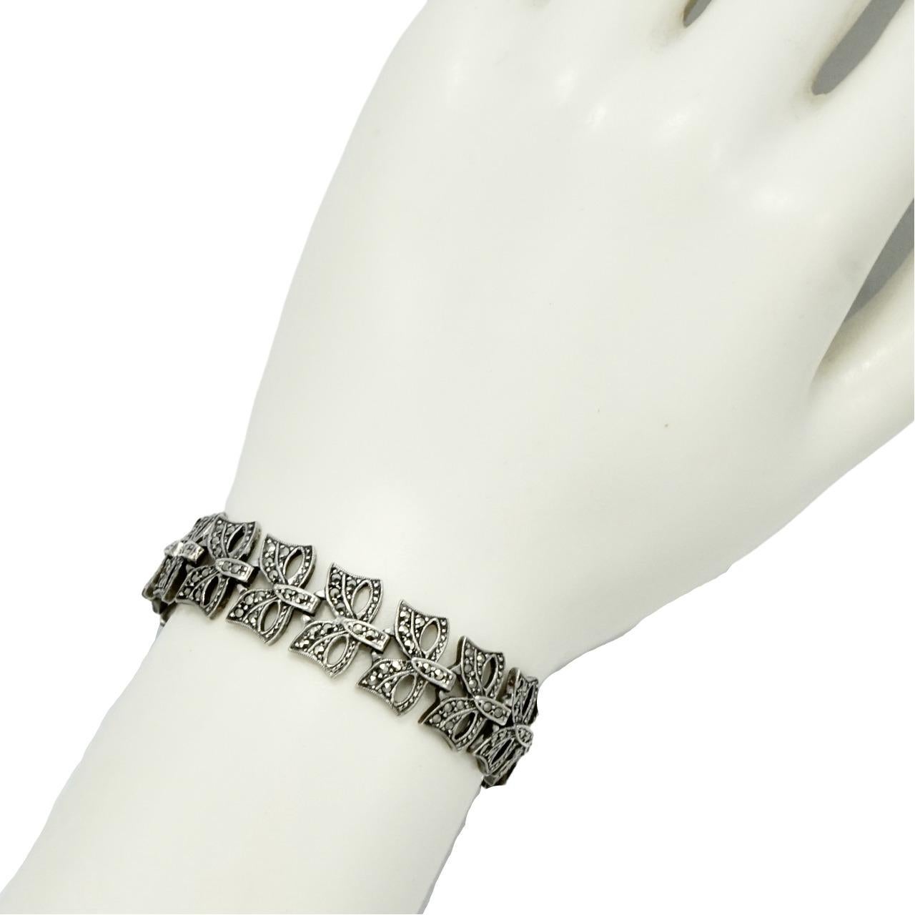 Silber und Markasit Bow Design Link Armband circa 1930s im Angebot 3
