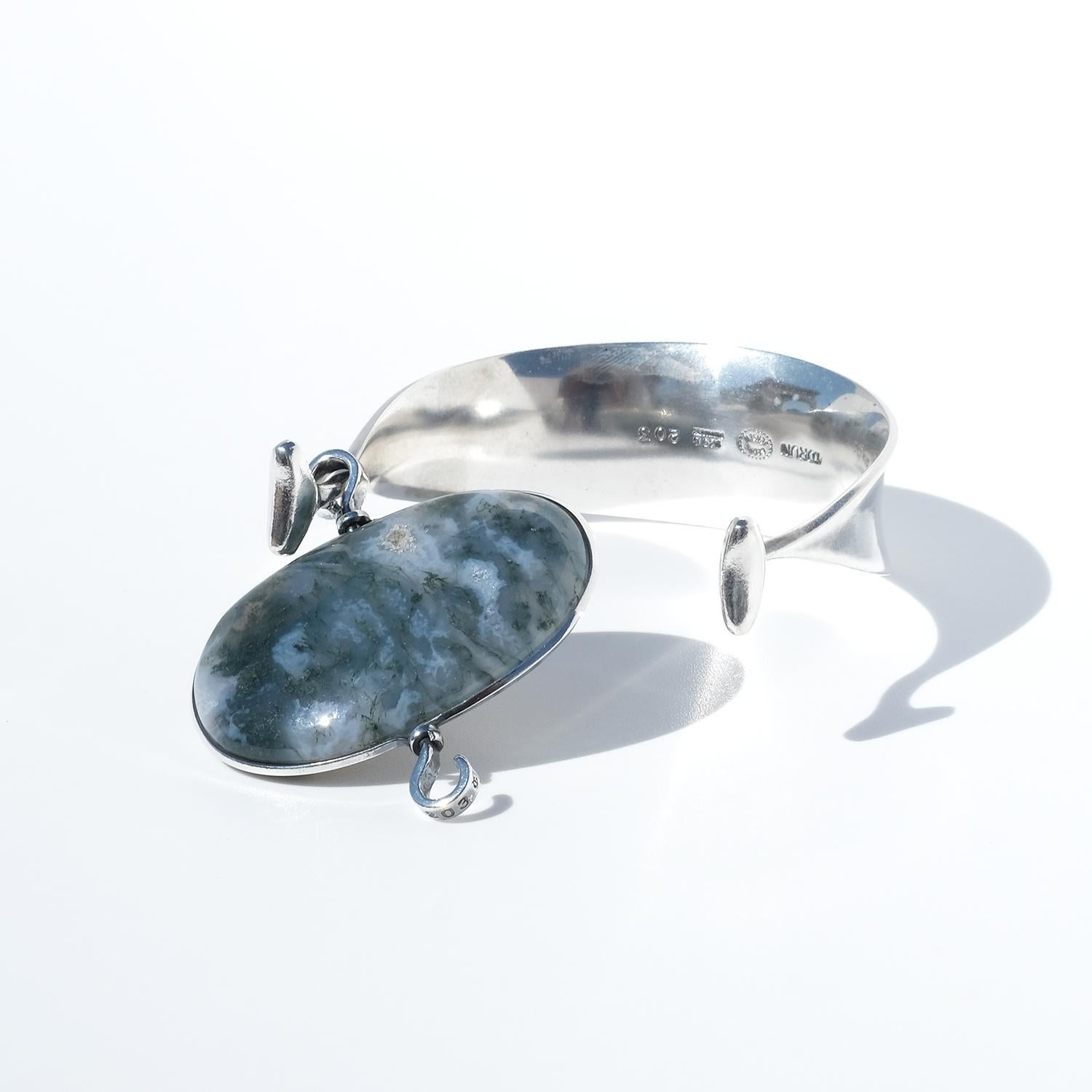 Silver and Moss Agate Bracelet by Vivianna Torun Bülow-Hübe for Georg Jensen In Good Condition In Stockholm, SE
