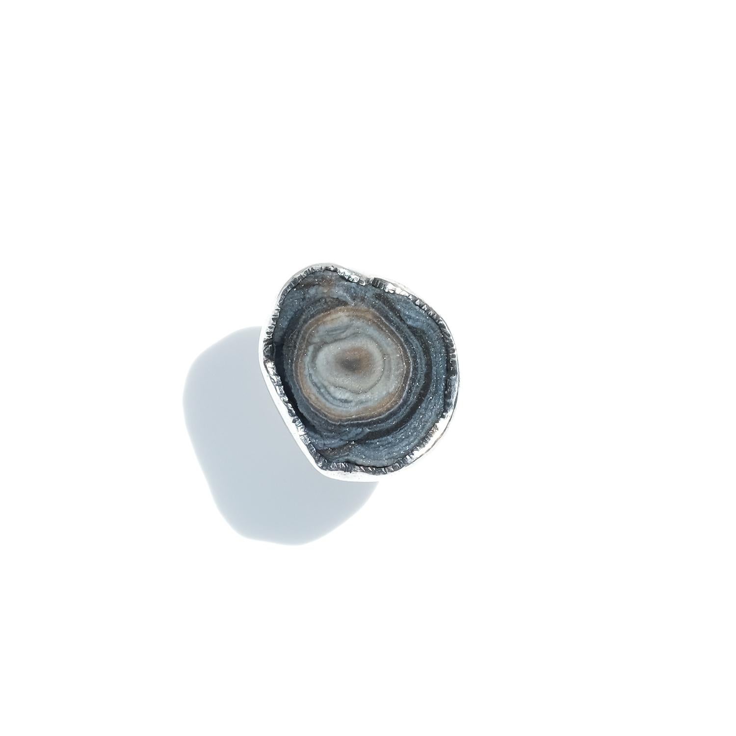 Silver and Natural Stone Ring by Swedish Sörlings Konsthanverk Made 1967 In Good Condition For Sale In Stockholm, SE