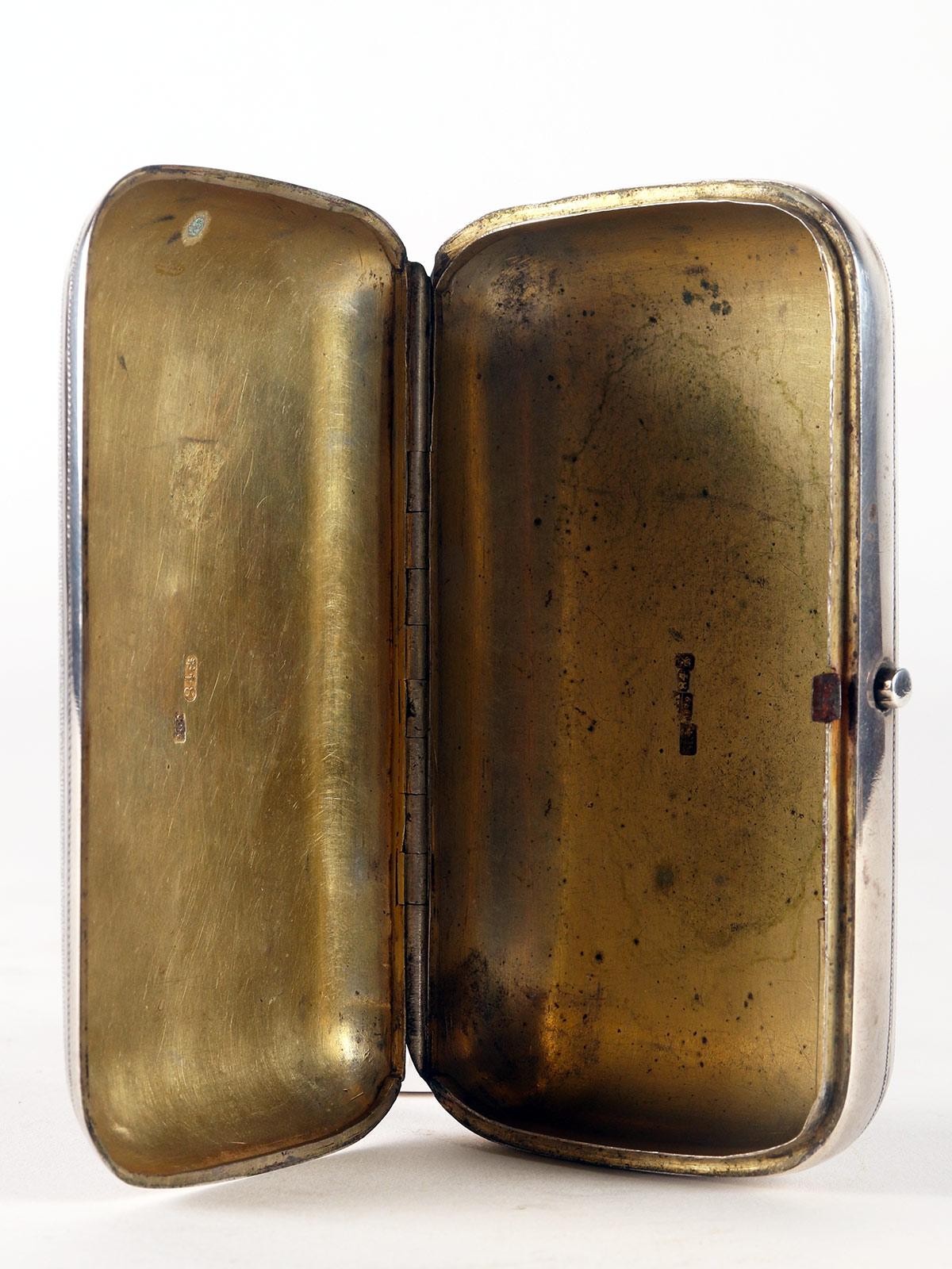 Russian Silver and niello tobacco box, Moscow, Russia 1879.  For Sale