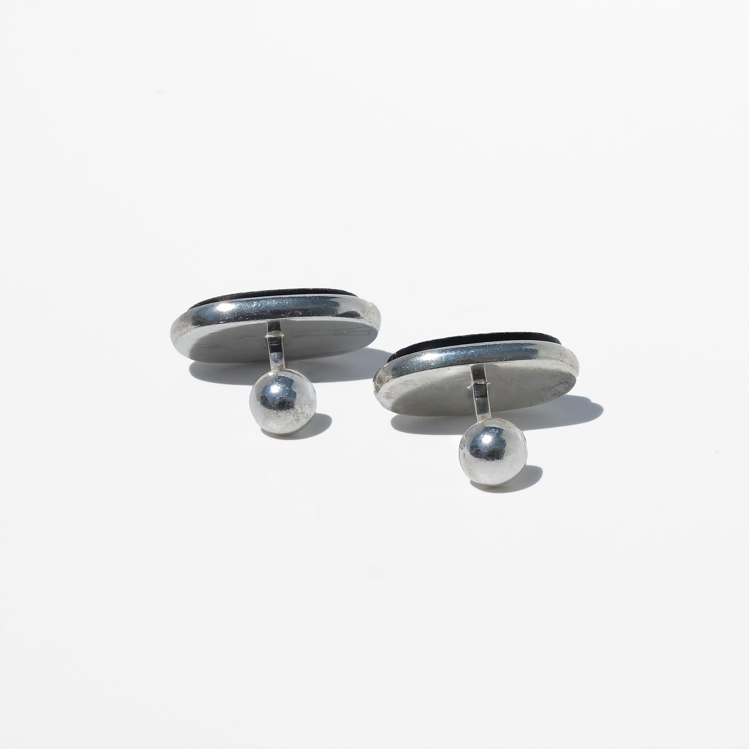Boutons de manchette en argent et obsidienne par Vivianna Torun Bülow-Hübe en vente 1
