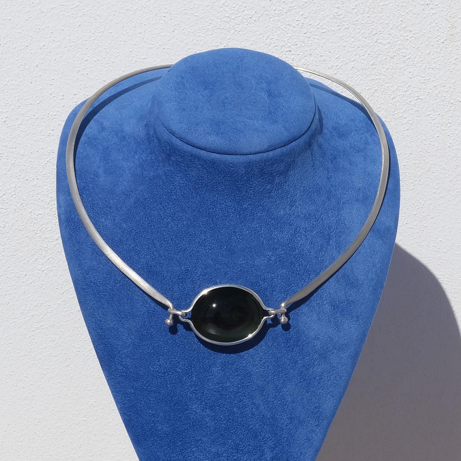 Silver and Obsidian Neck Ring by Vivianna Torun Bülow-Hübe, 1960s 3