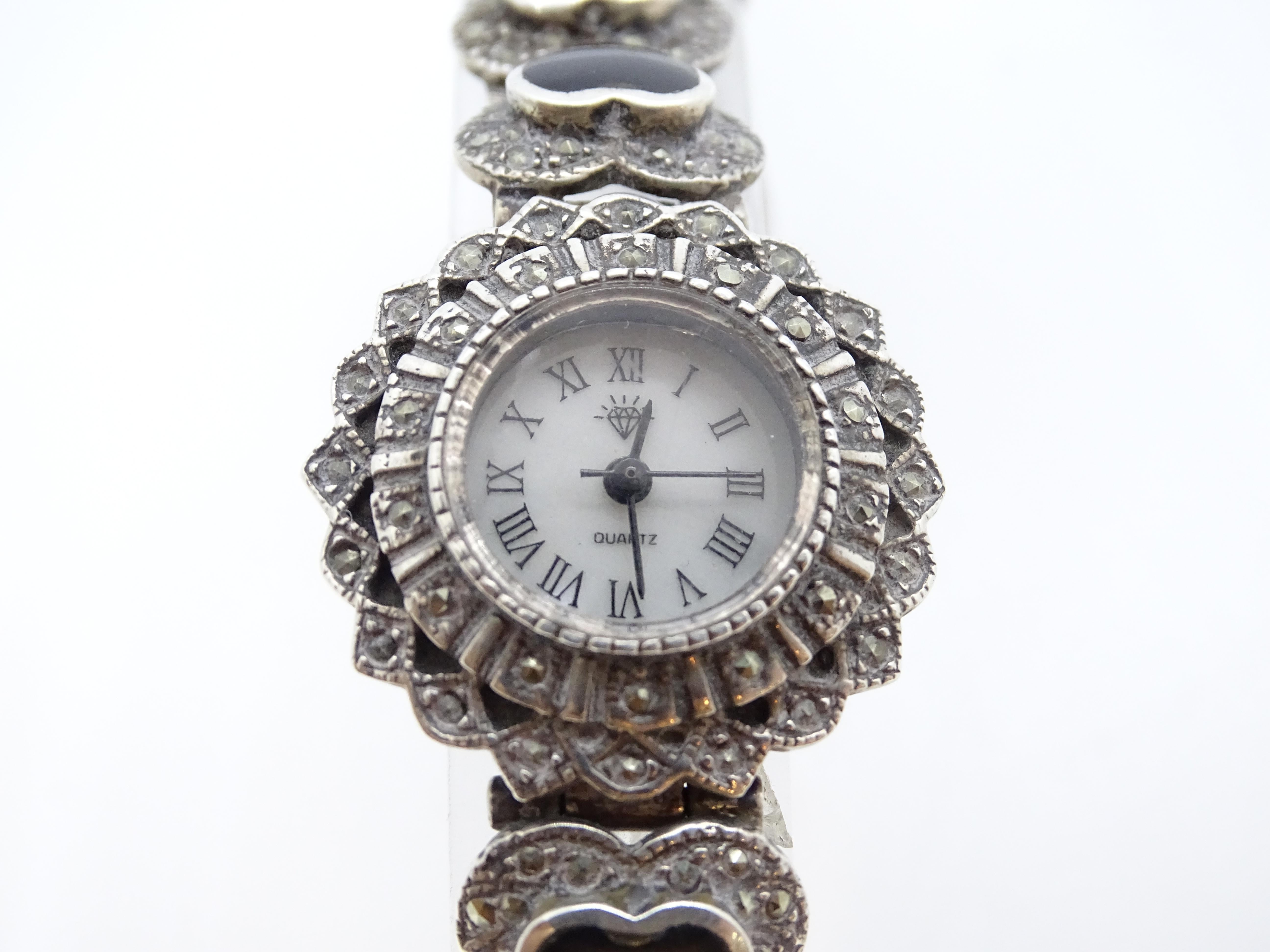 Silver and onyx watch for women - Vintage, s. XX In Good Condition For Sale In VALLADOLID, ES