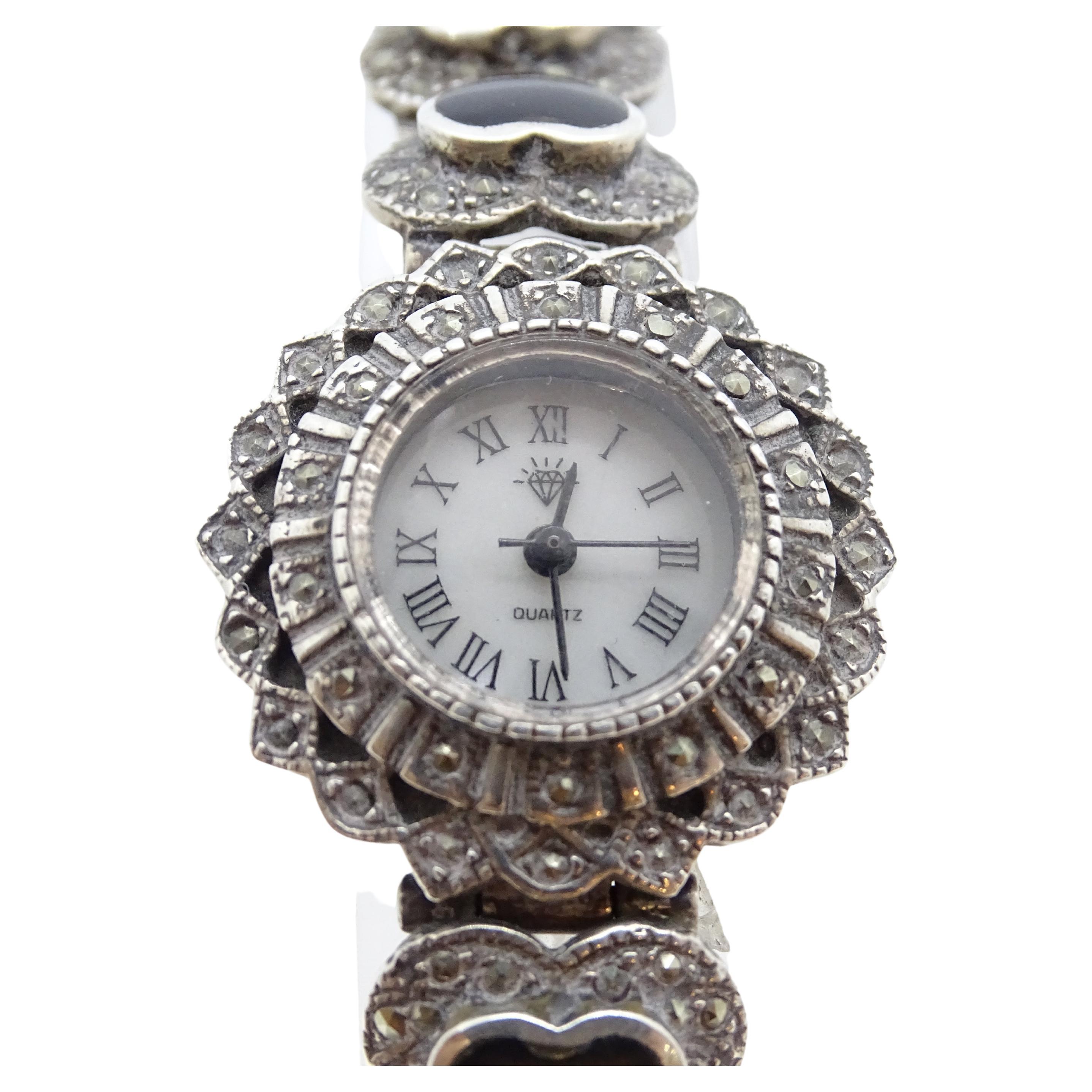 Silber- und Onyx-Uhr für Frauen - Vintage, s. XX im Angebot