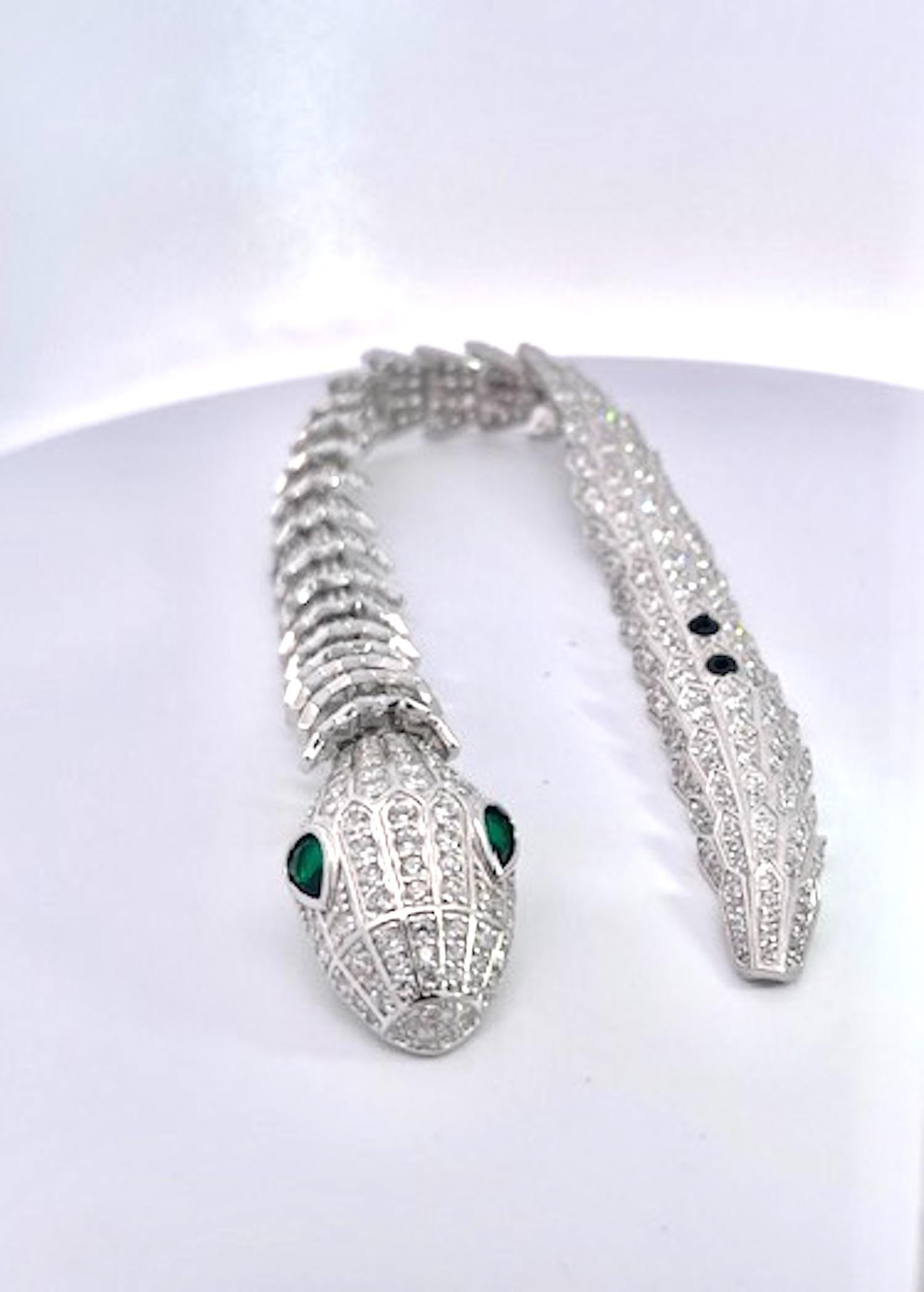 Schlangenarmband aus Silber und Strass im Stil von Bulgari (Kunsthandwerker*in) im Angebot