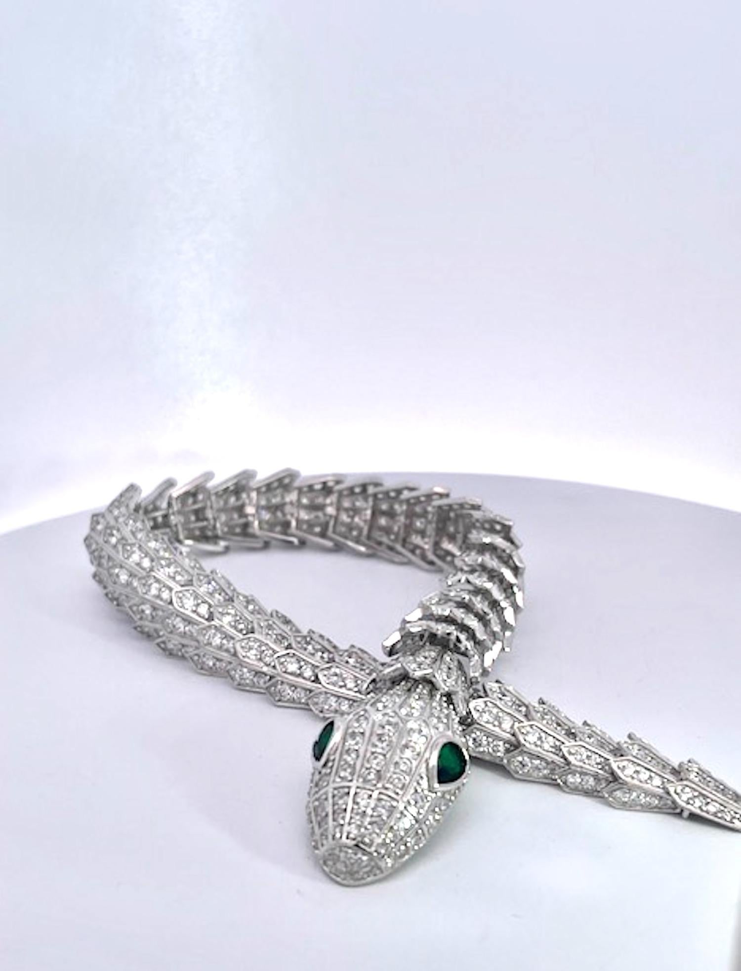 Schlangenarmband aus Silber und Strass im Stil von Bulgari im Zustand „Gut“ im Angebot in North Hollywood, CA