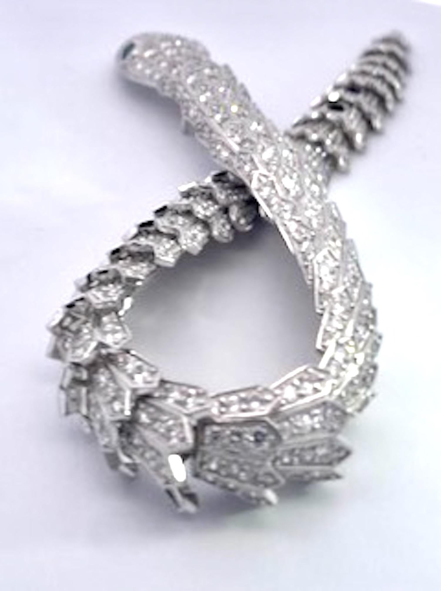 Schlangenarmband aus Silber und Strass im Stil von Bulgari im Angebot 2