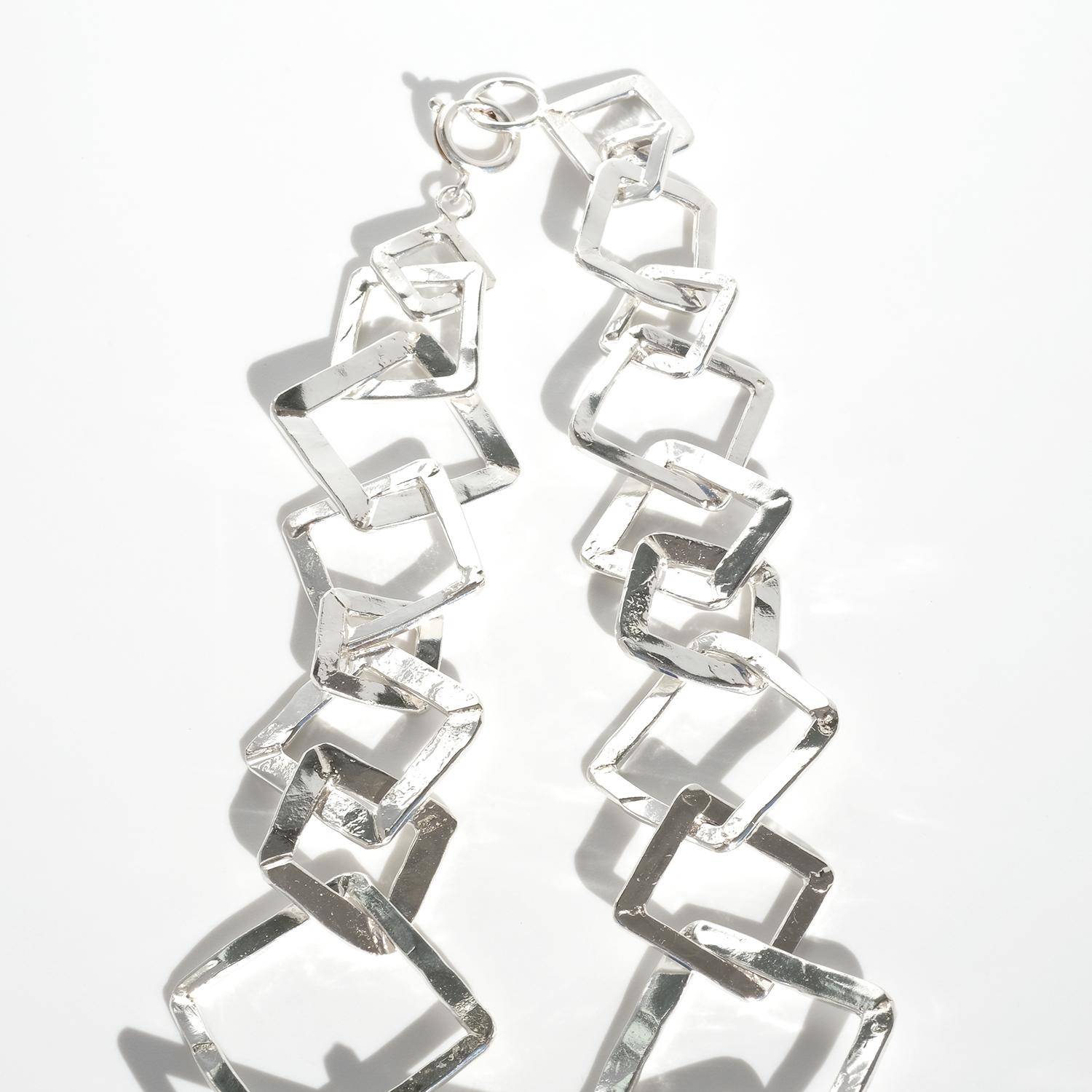 Collana in argento e quarzo fumé di Etsuko Minowa del 1993 in vendita 2