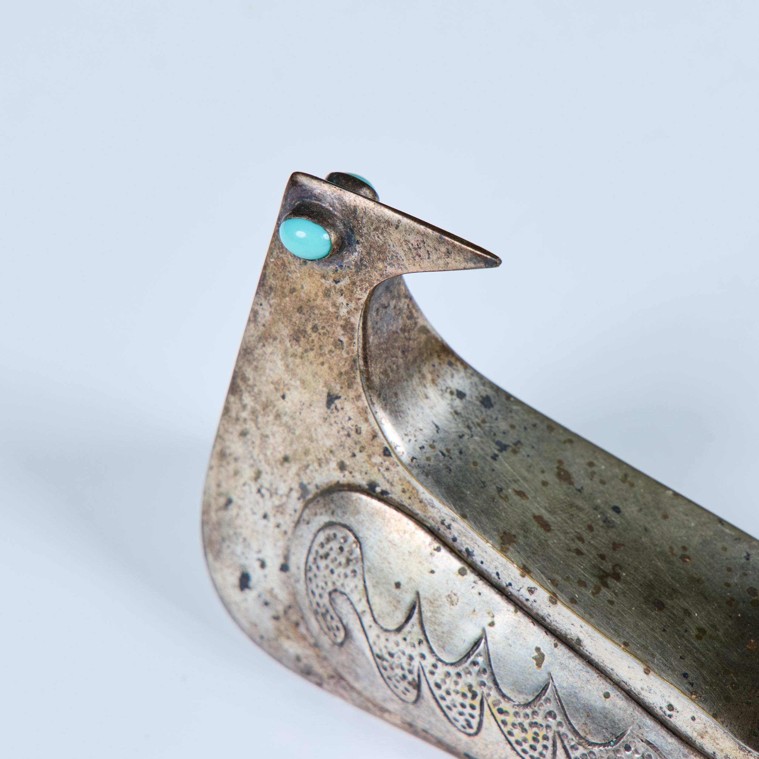 Sculpture d'oiseau en argent et turquoise par Joaquin Tinta en vente 7