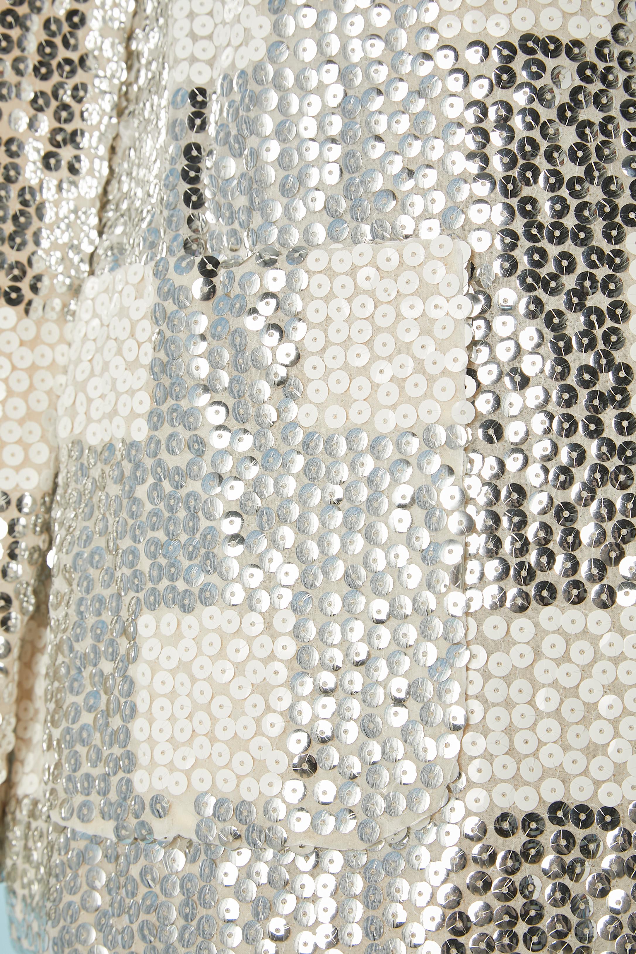 Grigio Giacca da sera con paillettes bianche e argento Joan Leslie by Kasper in vendita