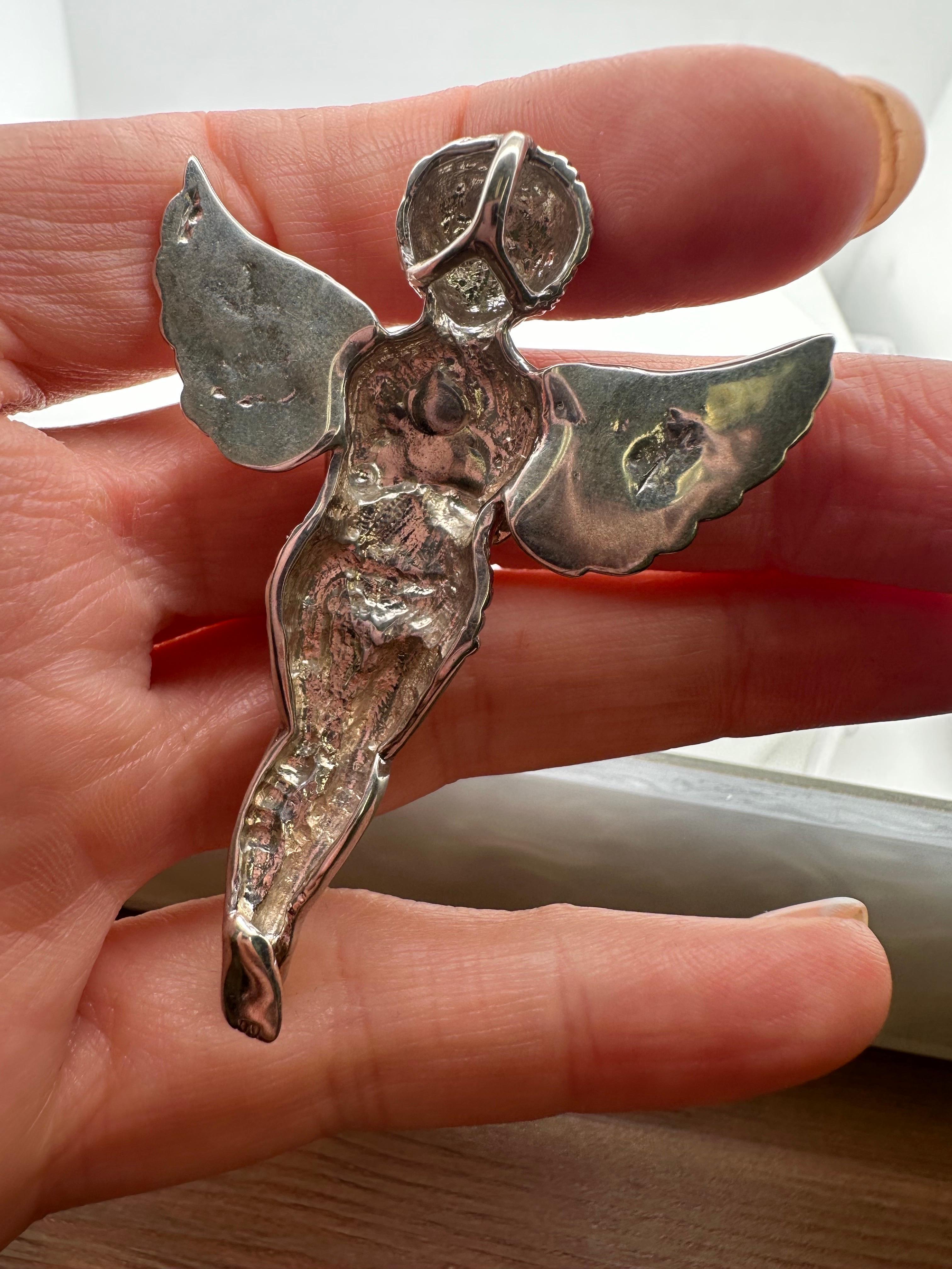 Silver angel pendant 925 Large angel pendant In New Condition For Sale In Boca Raton, FL