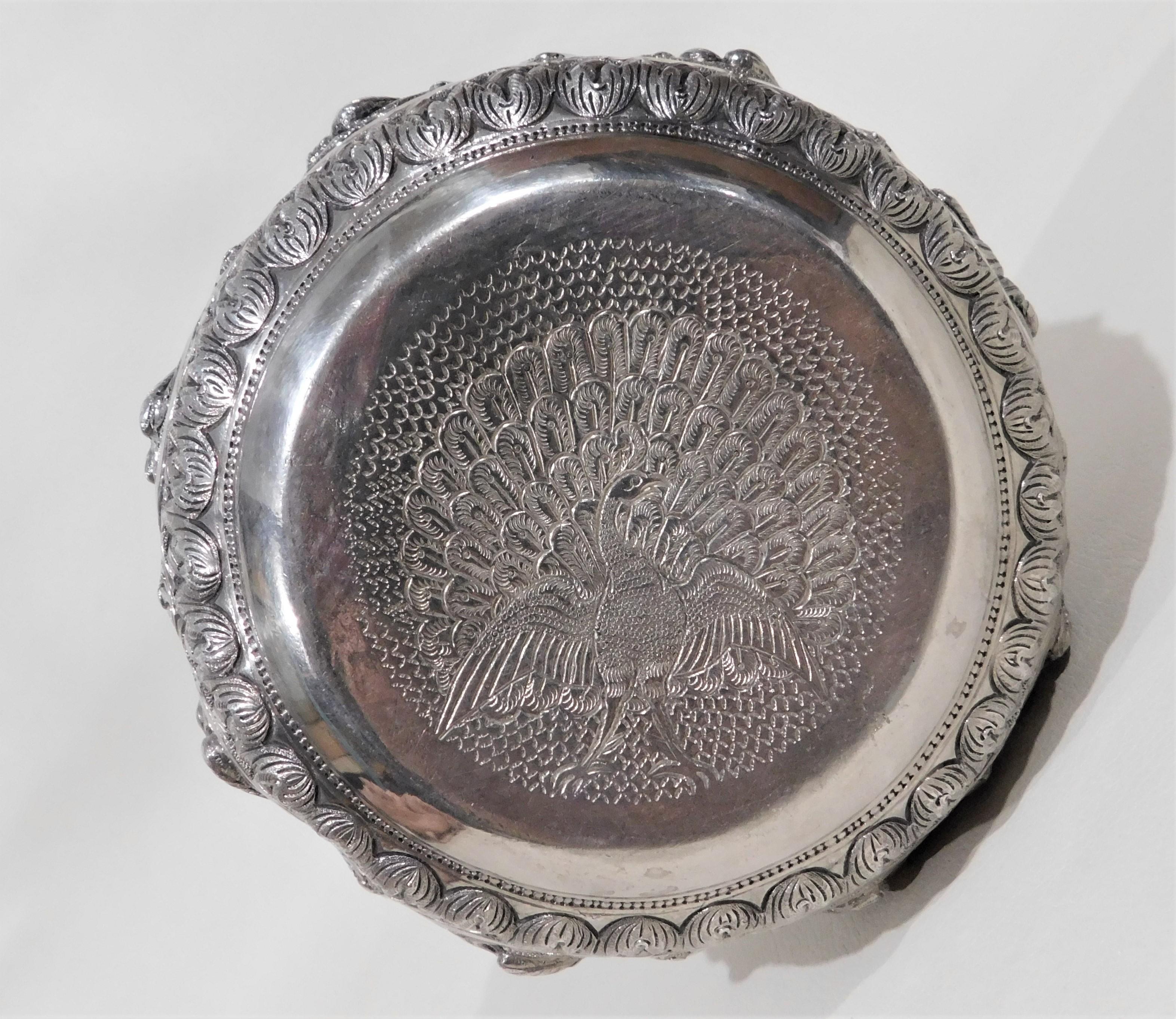 Silver Anglo-Indian Bowl with Eight Figures For Sale 6