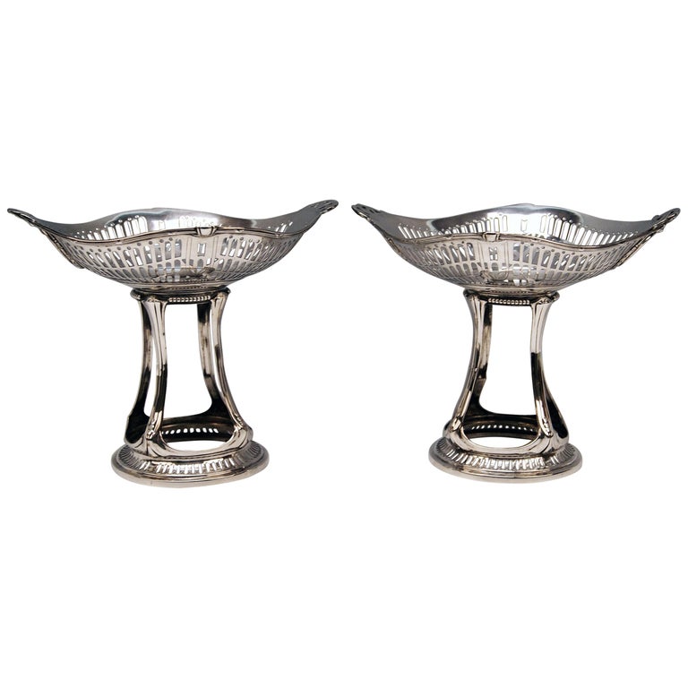 Silver Art Nouveau Pair of Centrepieces Holders Bruckmann and Sons, Germany 1900 For Sale
