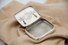 Silver Art Nouveau snuffbox with dog’s head in high relief