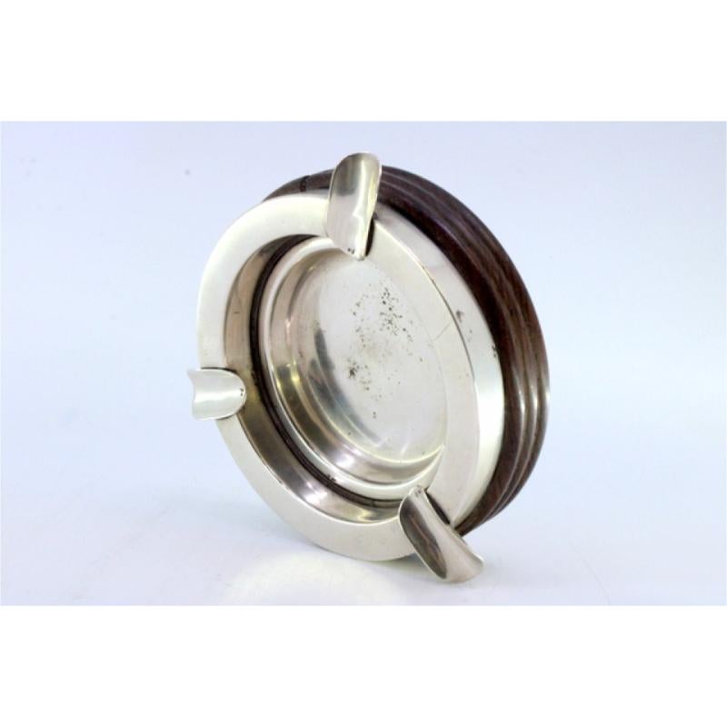Silver ashtray on turned wood with three cigarette holders For Sale 1