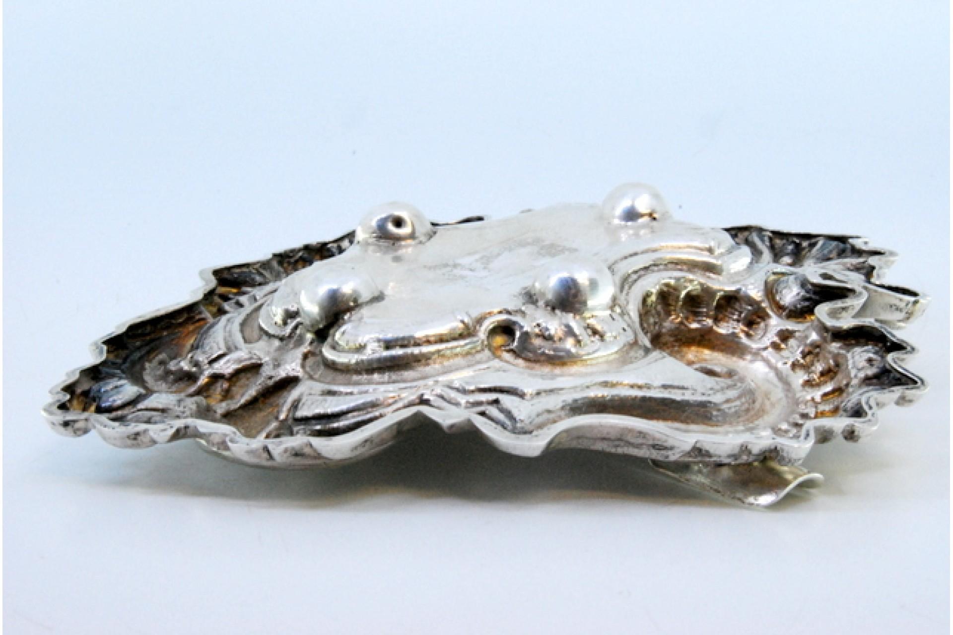 20th Century Silver ashtray w/ high reliefs in the style of D João V w/ two cigarette holders For Sale