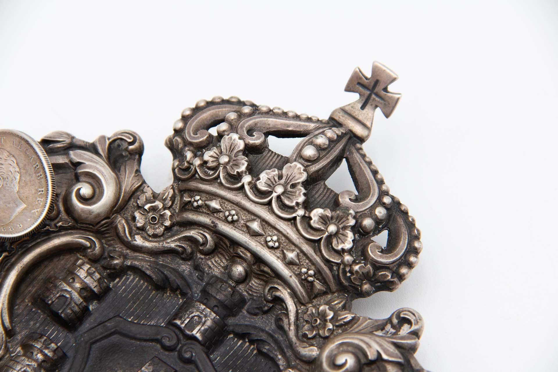 European Silver ashtray with two coins of King Luís I of Portugal For Sale