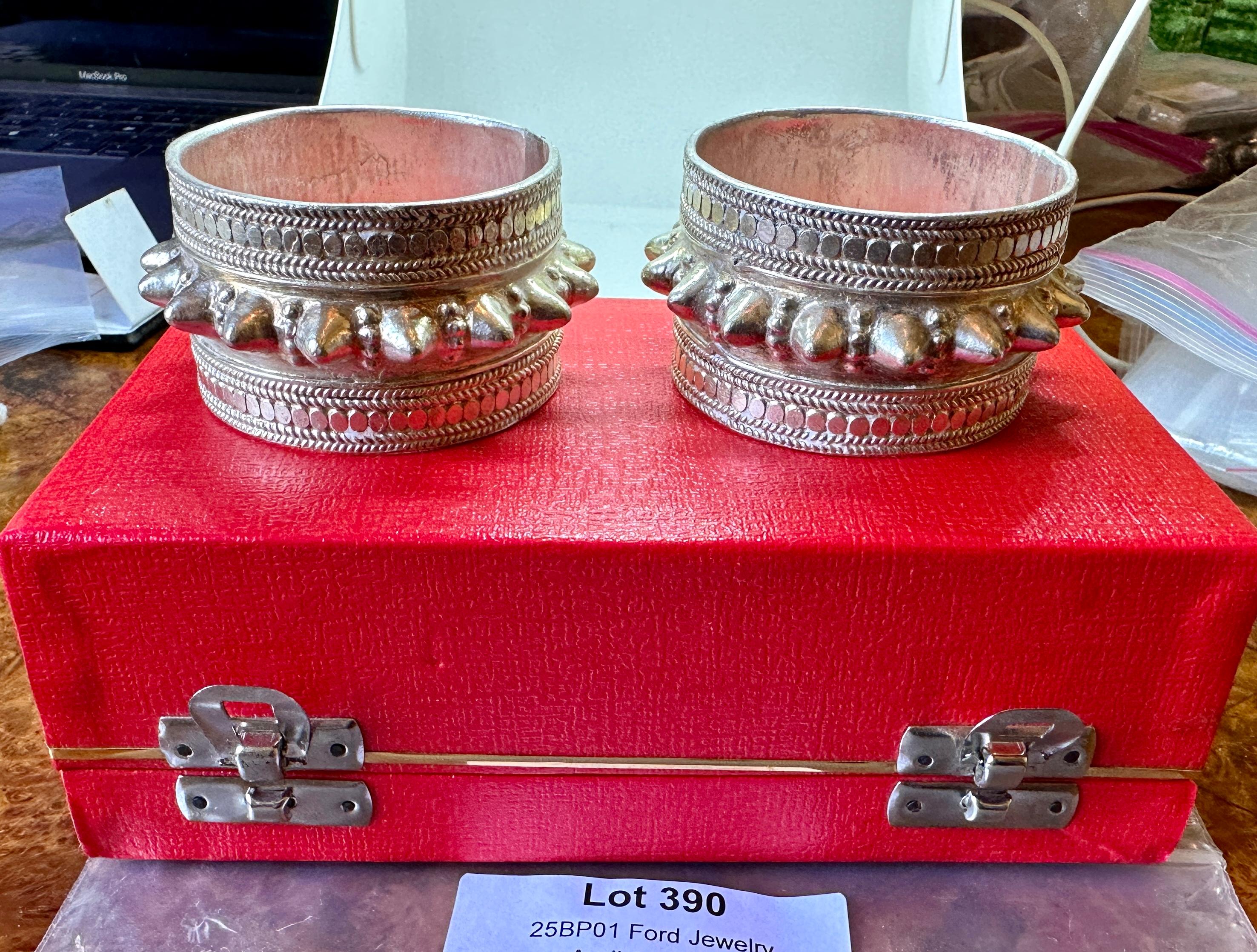 Collezione di braccialetti in argento del Presidente Ford e della First Lady Betty Ford in vendita 7