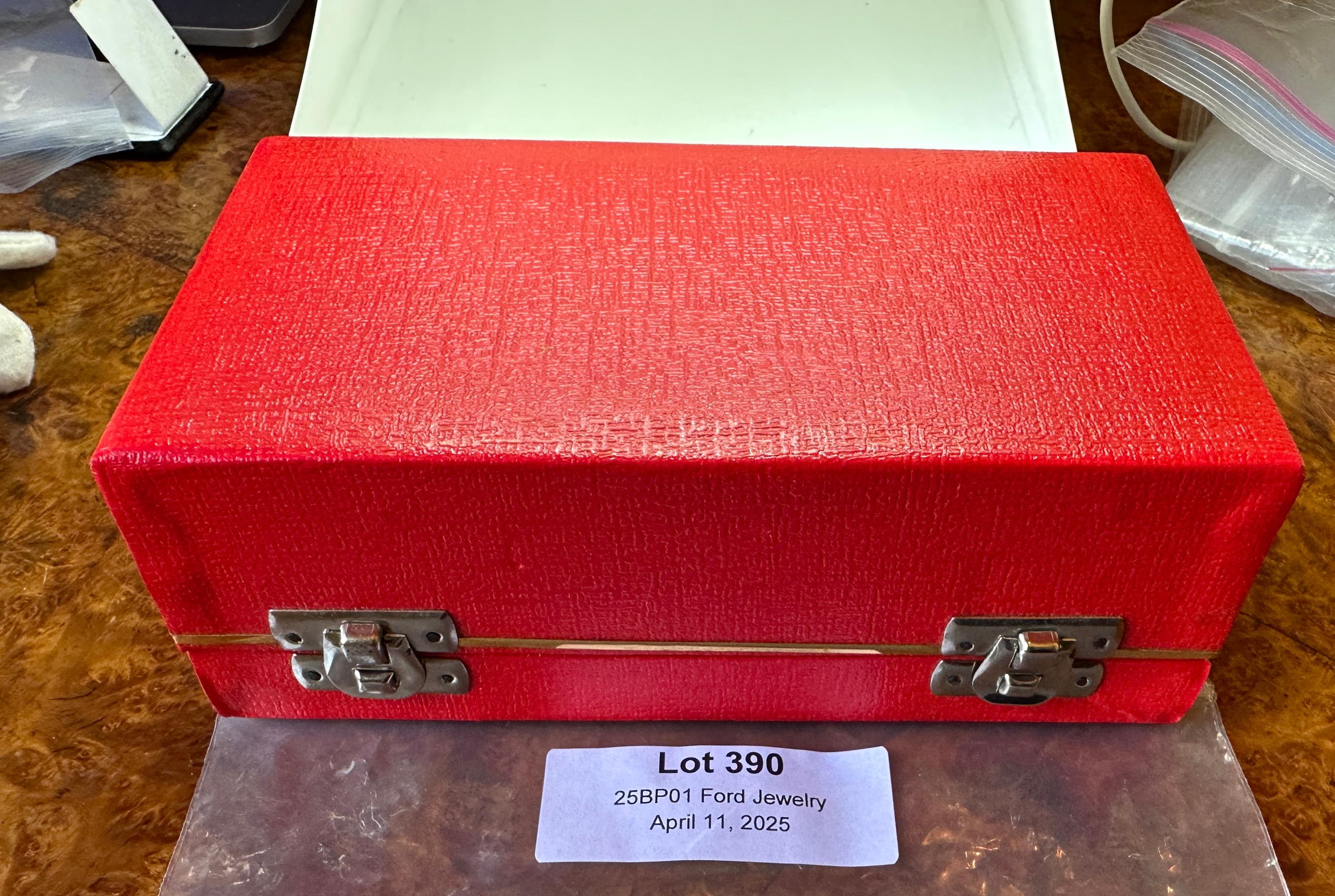 Collezione di braccialetti in argento del Presidente Ford e della First Lady Betty Ford in vendita 9