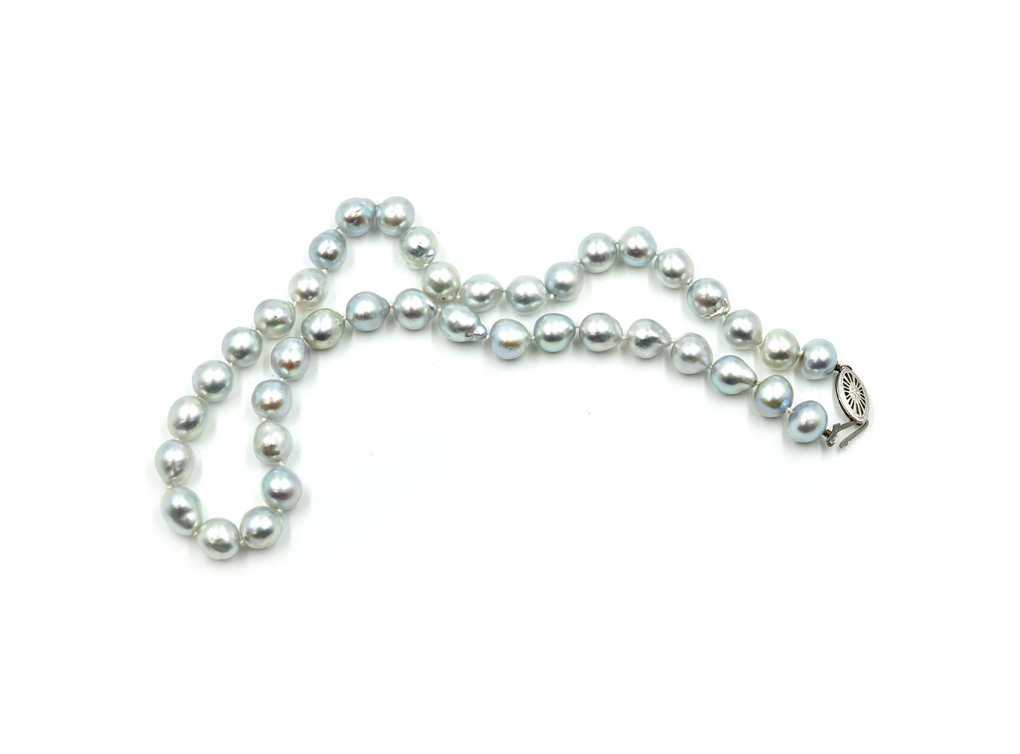 Silver Baroque Pearl Strand with 14 Karat White Gold Clasp In Excellent Condition In Scottsdale, AZ
