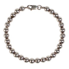 Silbernes Perlenarmband