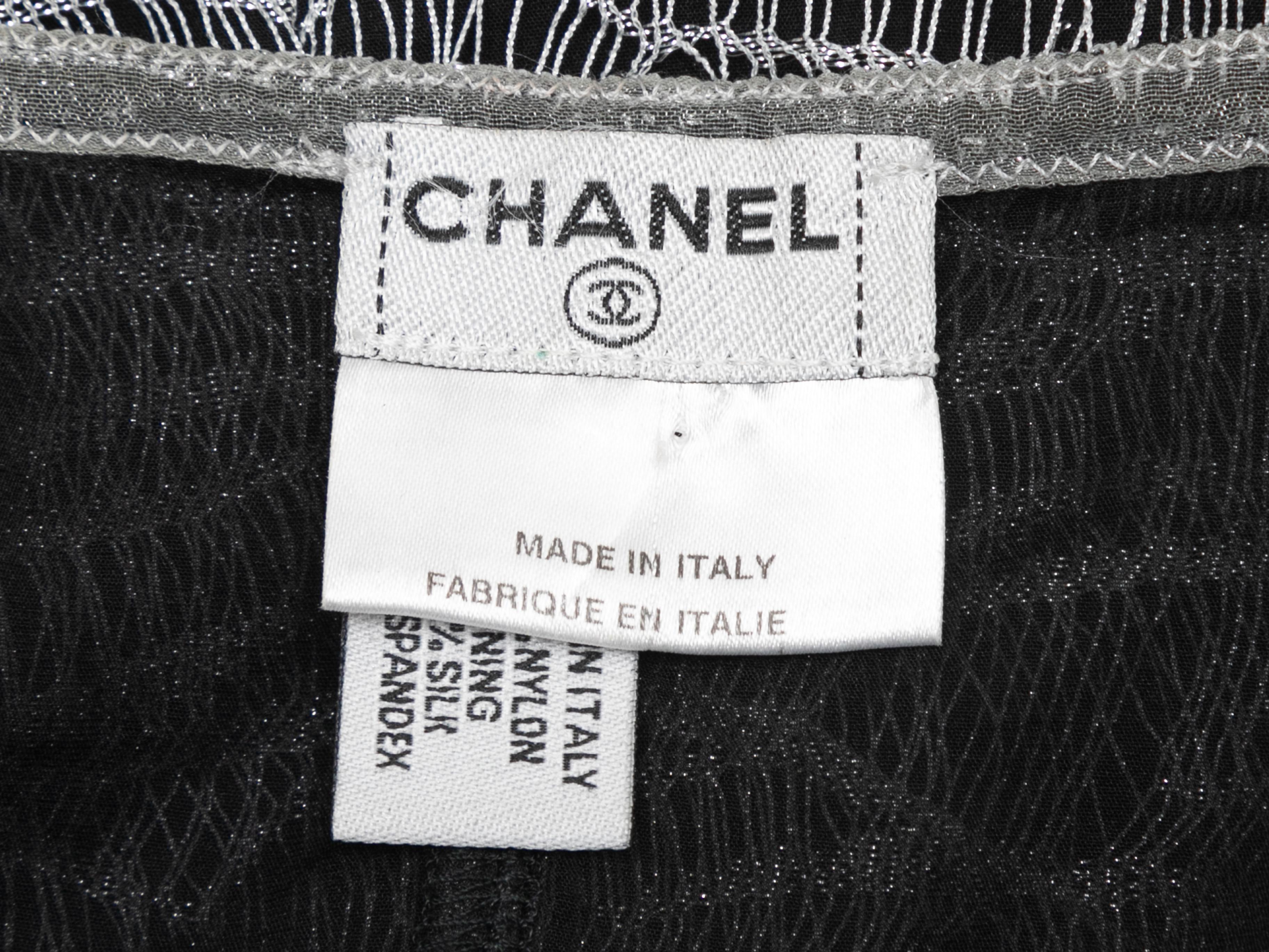 Silber & Schwarz Chanel Herbst/Winter 2005 verschönertes ärmelloses Top Größe FR 40 Damen im Angebot
